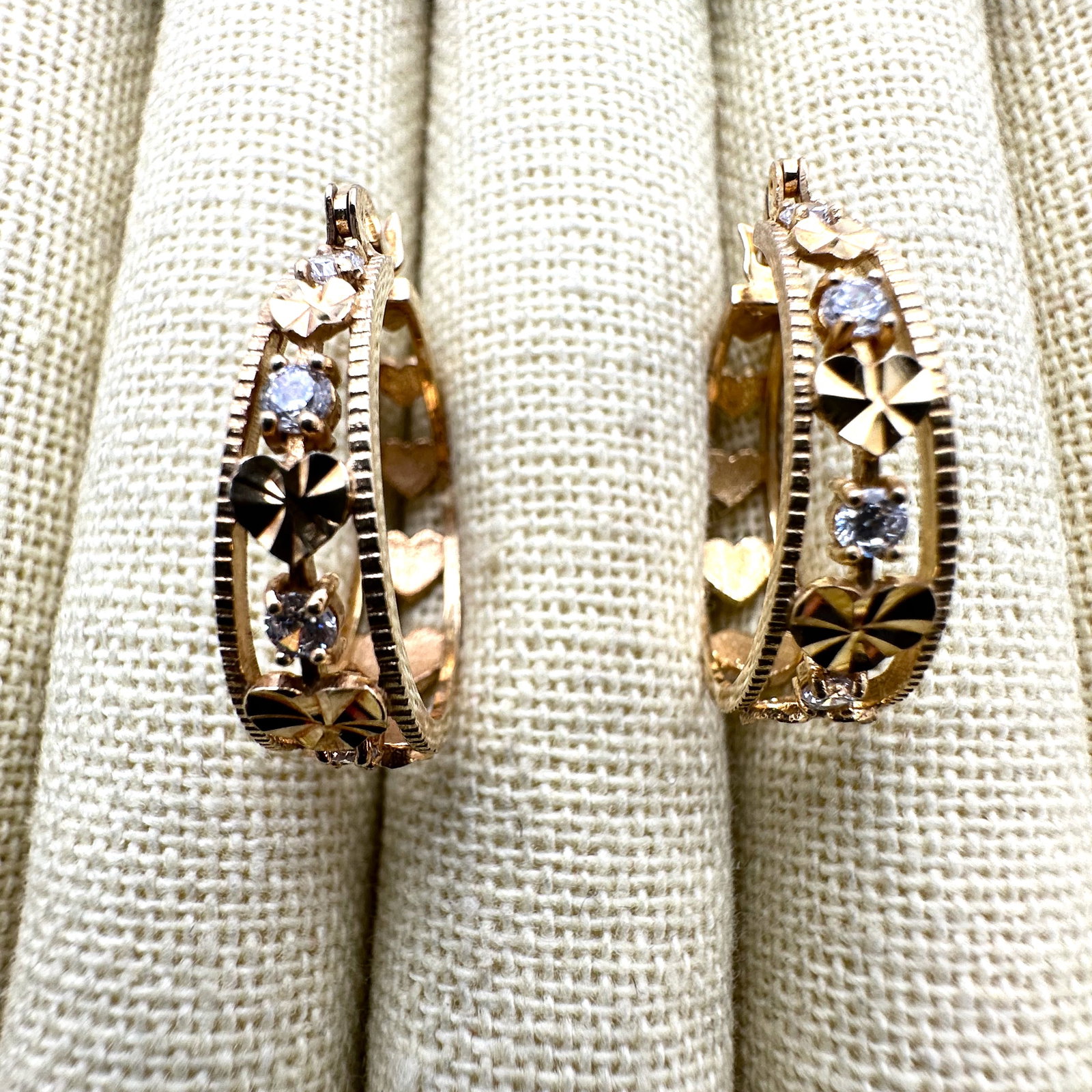 Gold Over Sterling Silver Diamond Cut Design CZ 1 Inch Hoop Earrings Pierced (1 of 2)