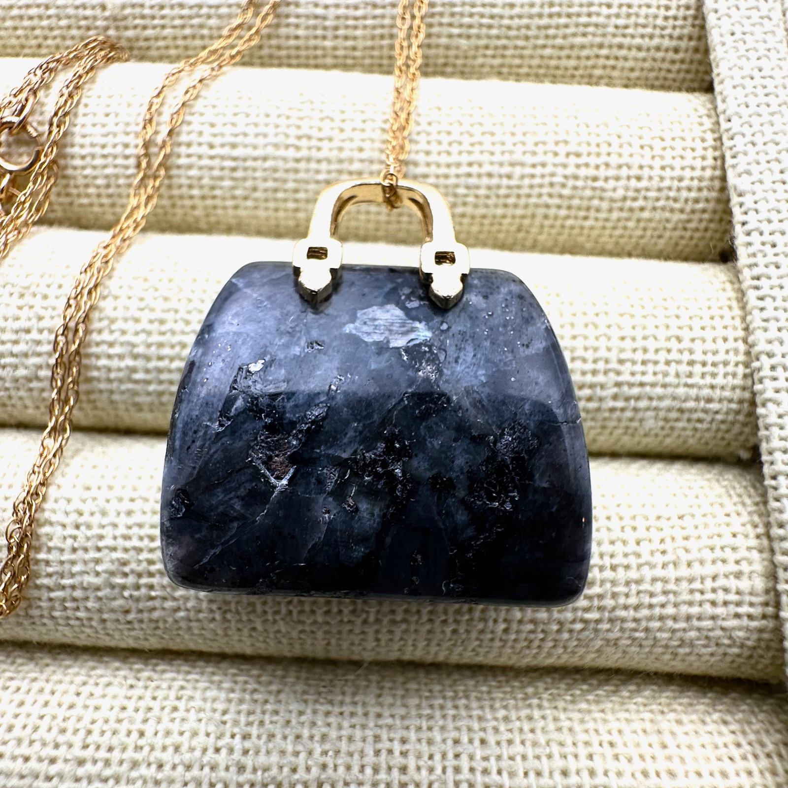 Gold Plated Black Gemstone Purse Pendant Necklace 18 Inch Chain (1 of 2)