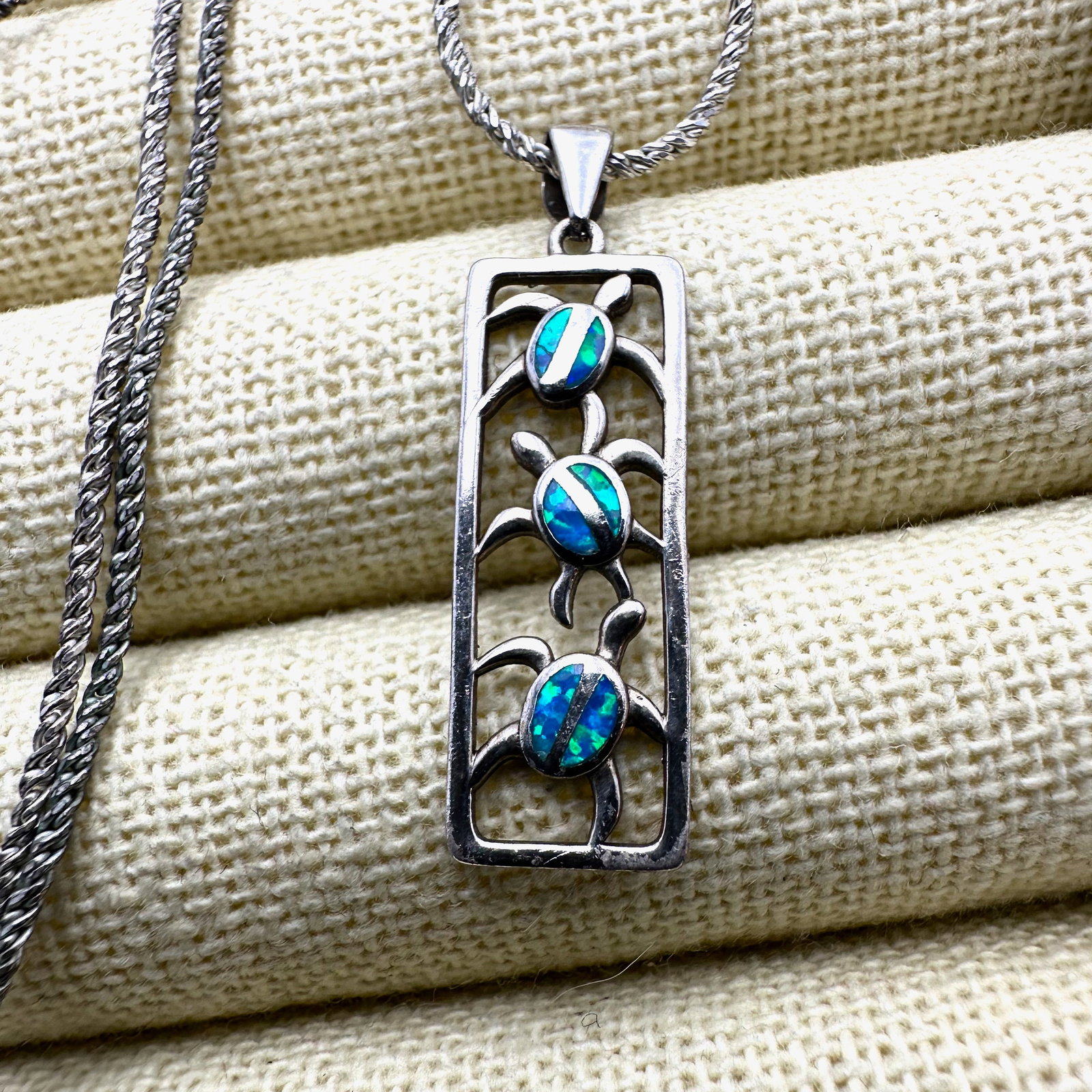 Inlay Opal Turtle Sterling Silver Pendant Necklace 20 Inch Chain: Inlay Opal Turtle Sterling Silver Pendant Necklace 20 Inch Chain
