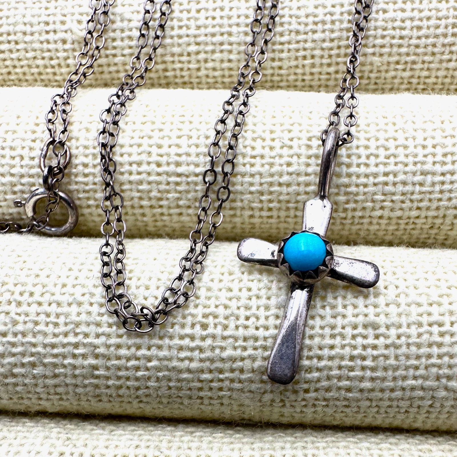 American Southwest Turquoise Sterling Silver Cross Pendant Necklace 16 Inch Chain (1 of 2)