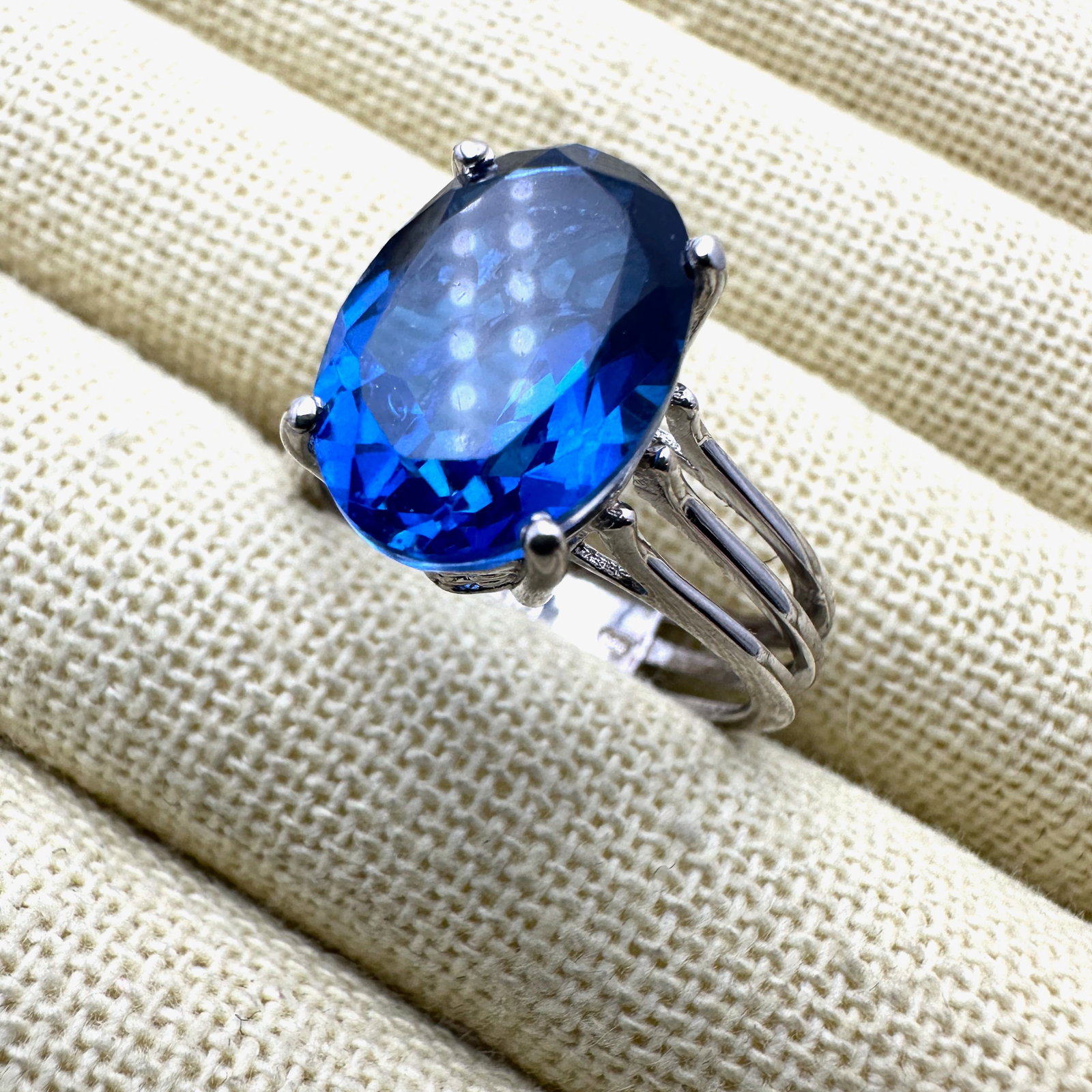 Chuck Clemency Blue Topaz Sterling Silver Ring Size 10 (1 of 2)