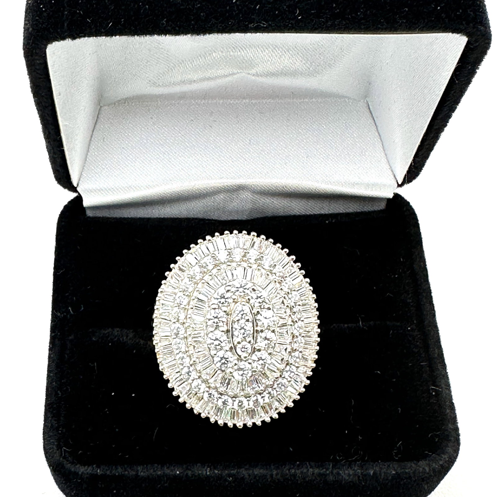 Eterno Brand Bella Luce Yelllow Gold Plated White Simulated Diamond Ring Size 9 Box Included Unworn (1 of 4)