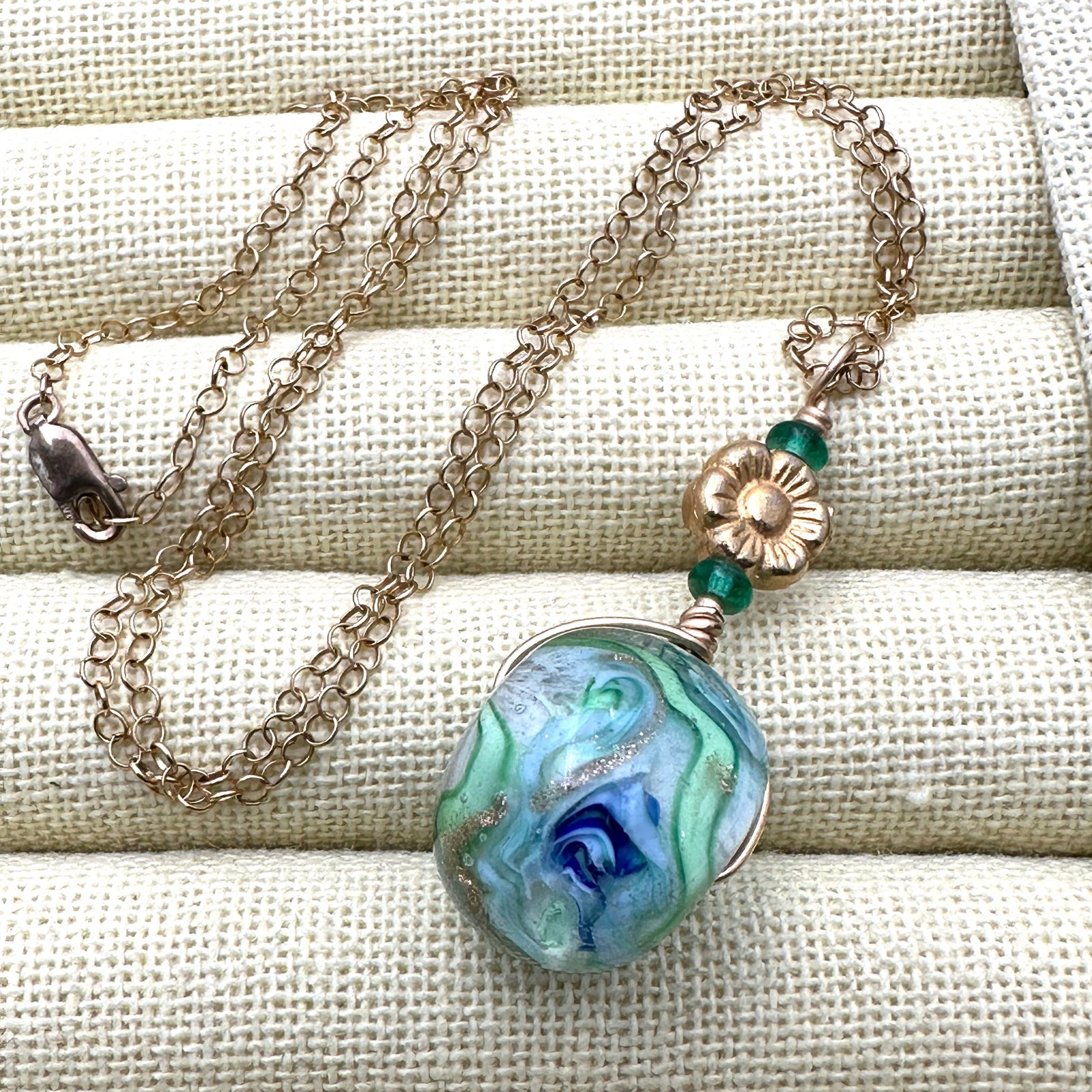 Italian Murano Glass Spinner Pendant Gold Plated Necklace 20 Inch Chain (1 of 2)
