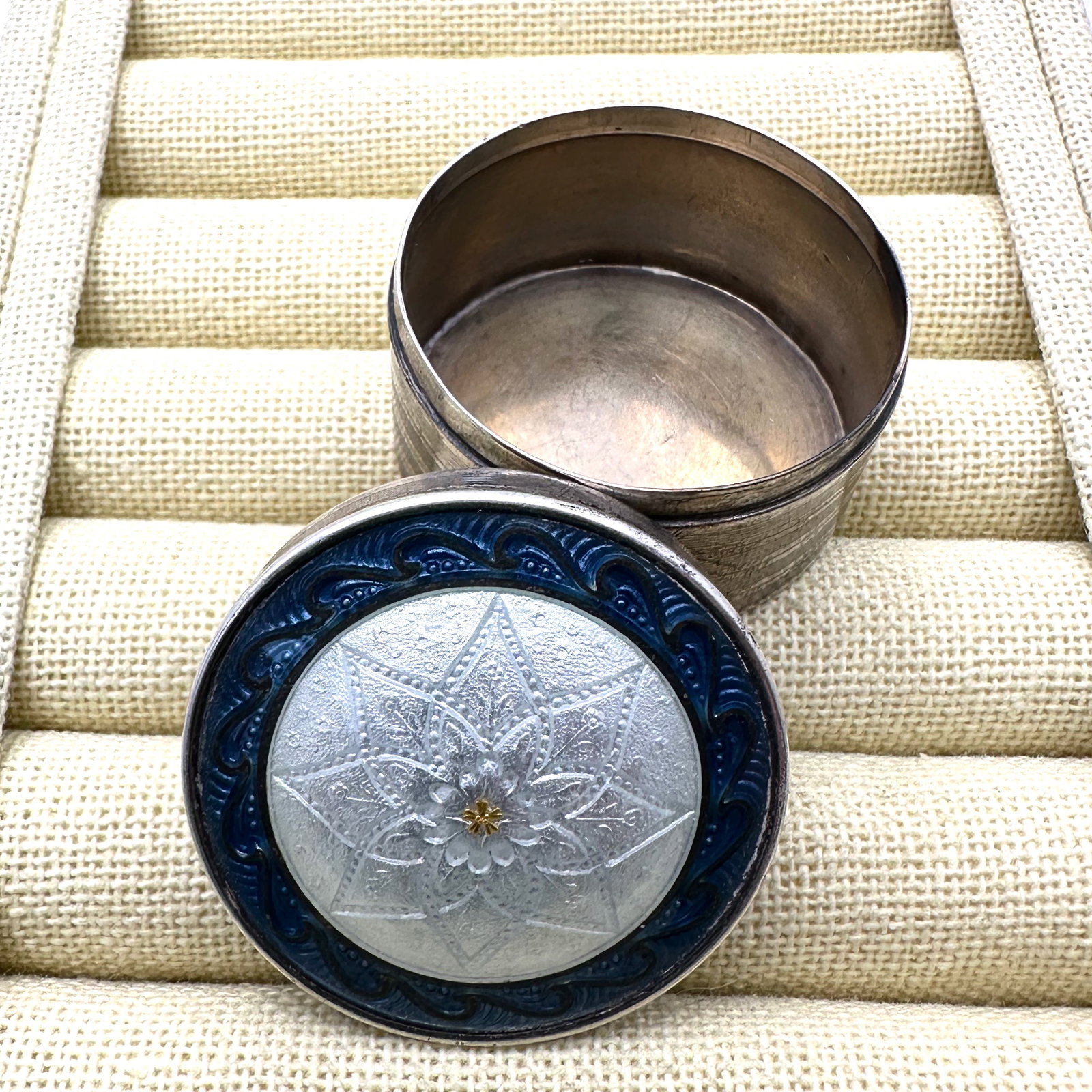Antique English Guilloche Enamel Sterling Silver Trinket Box 1.5 Inch (1 of 3)