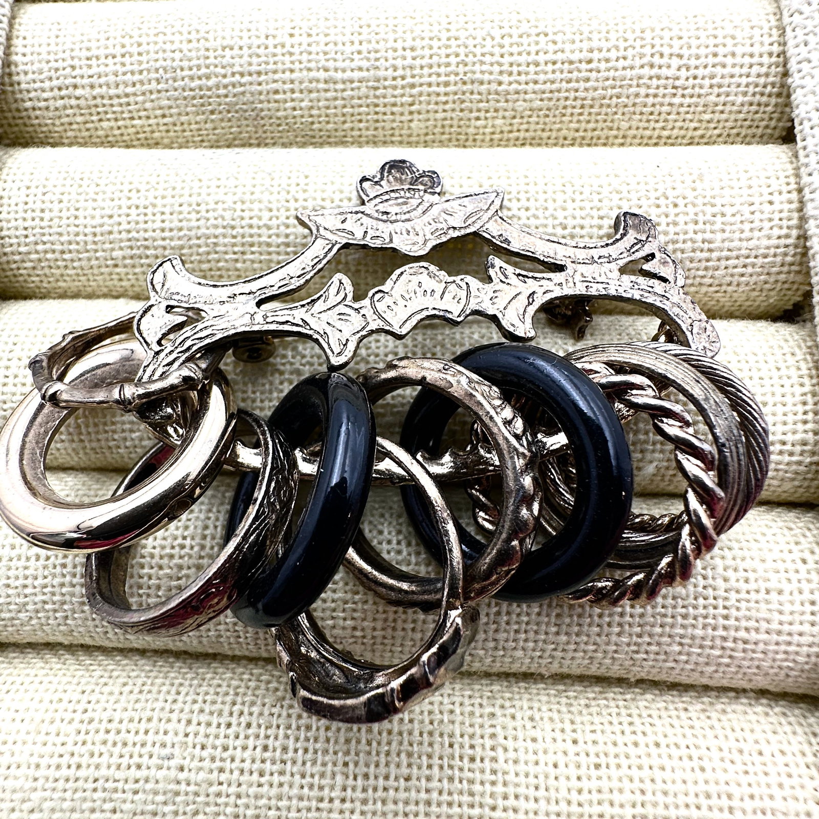 Vintage Unusual "Rings" Gold tone Brooch Pin 2.5 Inch (1 of 2)