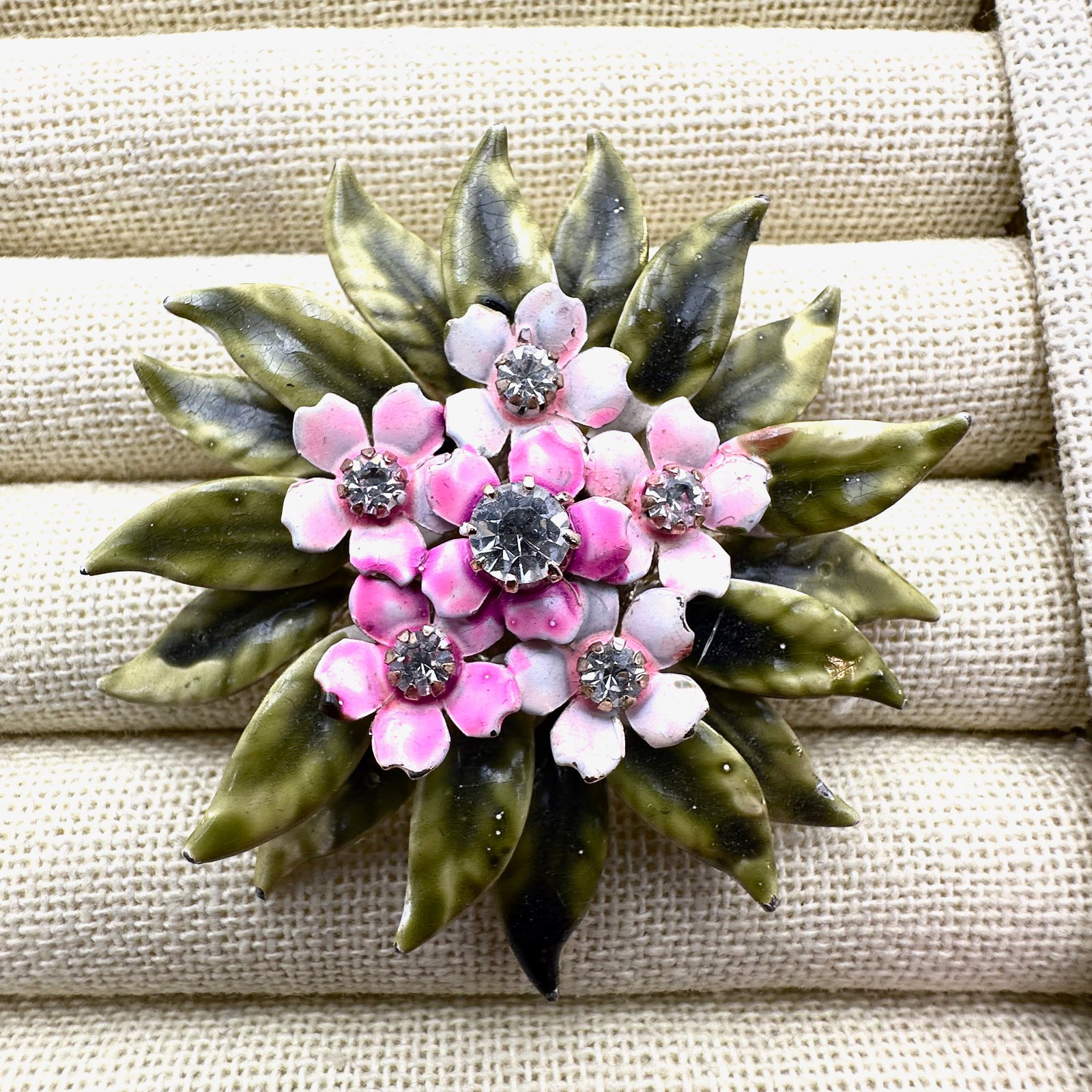 Vintage Retro Mid Century Modern Enamel And Rhinestone Flower Gold Tone Brooch Pin 2.5 Inch: Vintage Retro Mid Century Modern Enamel And Rhinestone Flower Gold Tone Brooch Pin 2.5 Inch