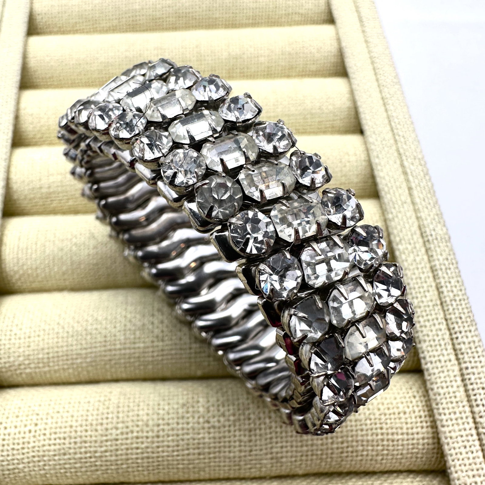 Vintage Clear Glass Rhinestone Silver Tone Adjustable Bracelet (1 of 2)