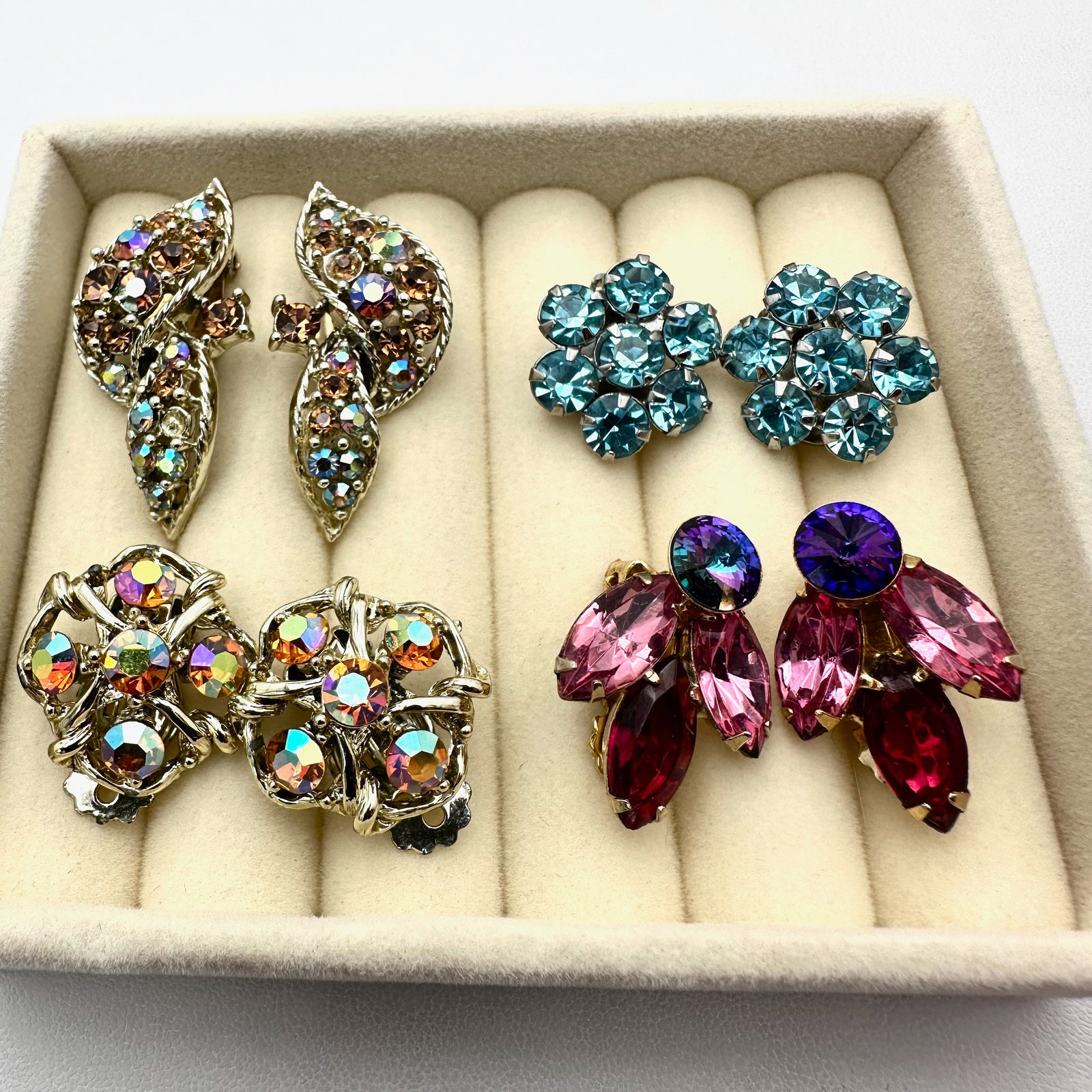 Vintage Lot of Clip Earrings Multicolor Rhinestones 1 Signed Lisner (1 of 2)