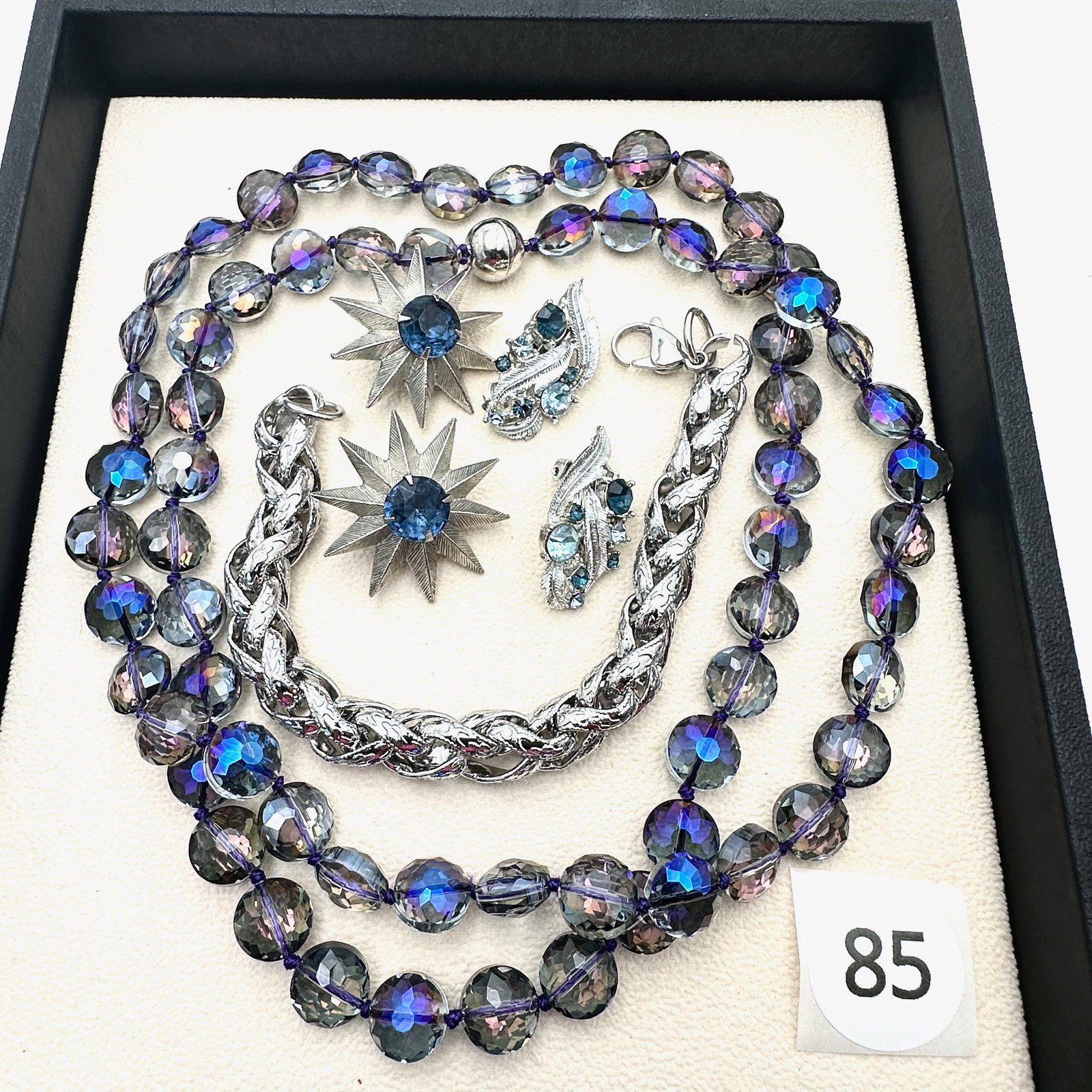 Vintage and Modern Jewelry Group Lot Aurora Borealis Crystal Beads Silver Plated Bracelet Blue: Vintage and Modern Jewelry Group Lot Aurora Borealis Crystal Beads Silver Plated Bracelet Blue Rhinestone Earrings