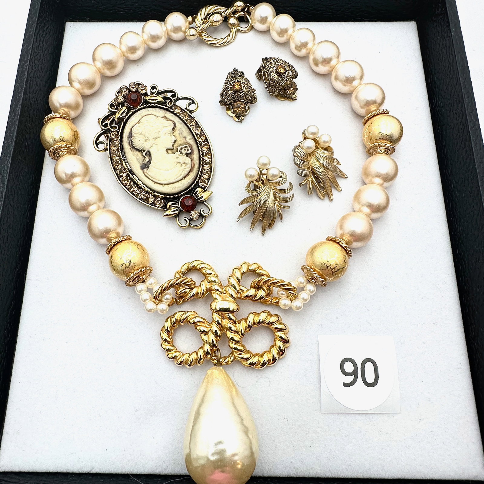 Vintage and Modern Jewelry Group Lot Lisner Clip Earrings Cameo Brooch Faux Glass Pearl Necklace (1 of 2)