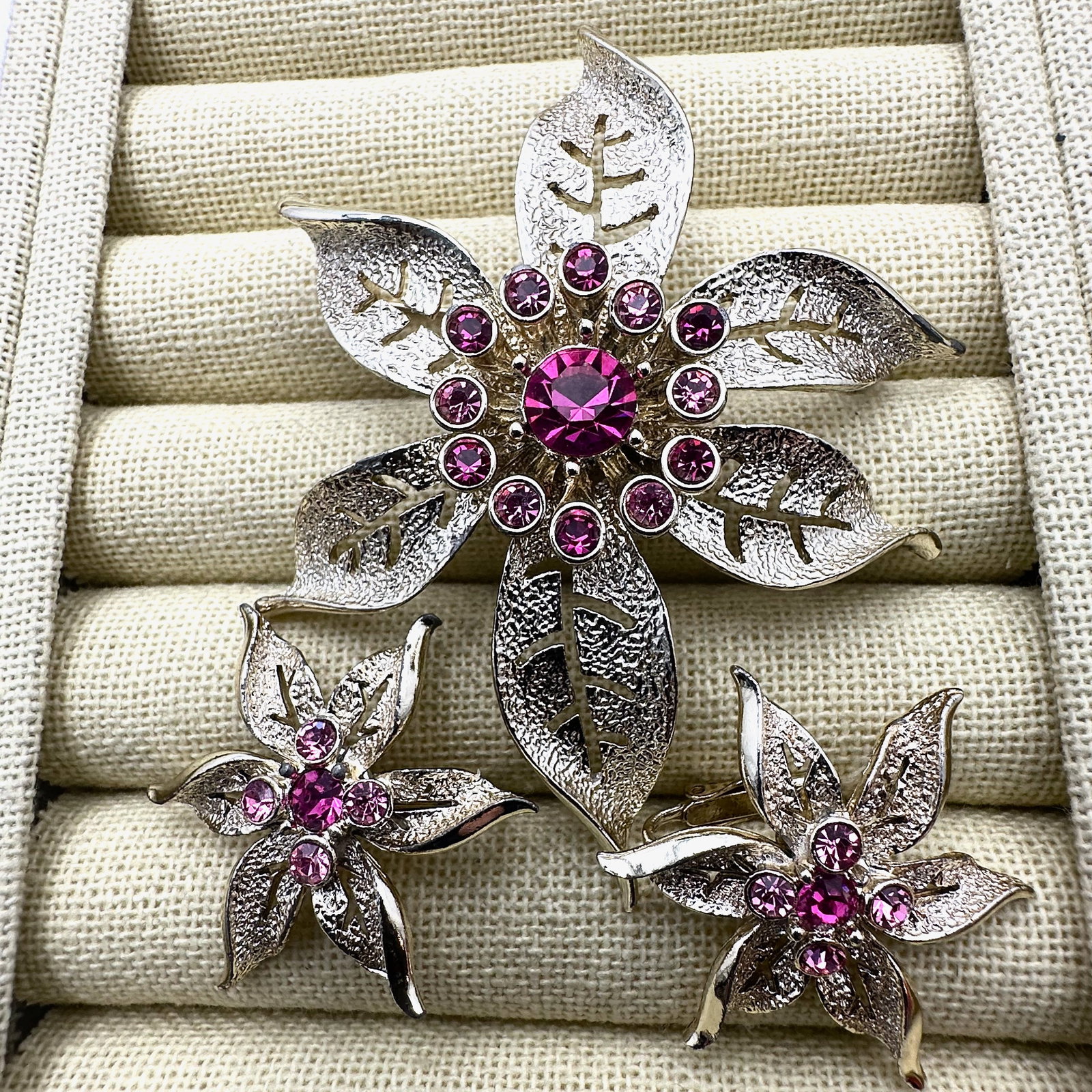 Vintage Sarah Coventry Pink Glass Rhinestone Gold Tone Flower Brooch Pin and Clip Earrings Set (1 of 2)