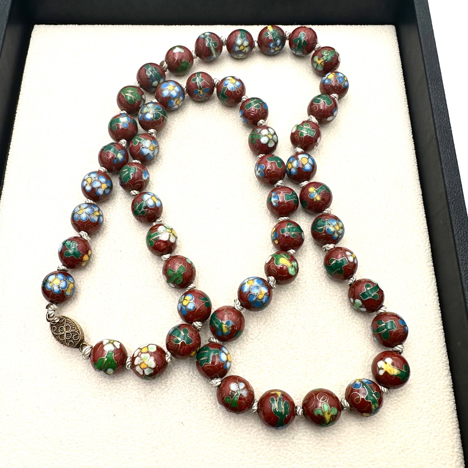Vintage Chinese Enamel Cloisonne' Bead Hand Knotted Necklace 28 Inch: Vintage Chinese Enamel Cloisonne' Bead Hand Knotted Necklace 28 Inch