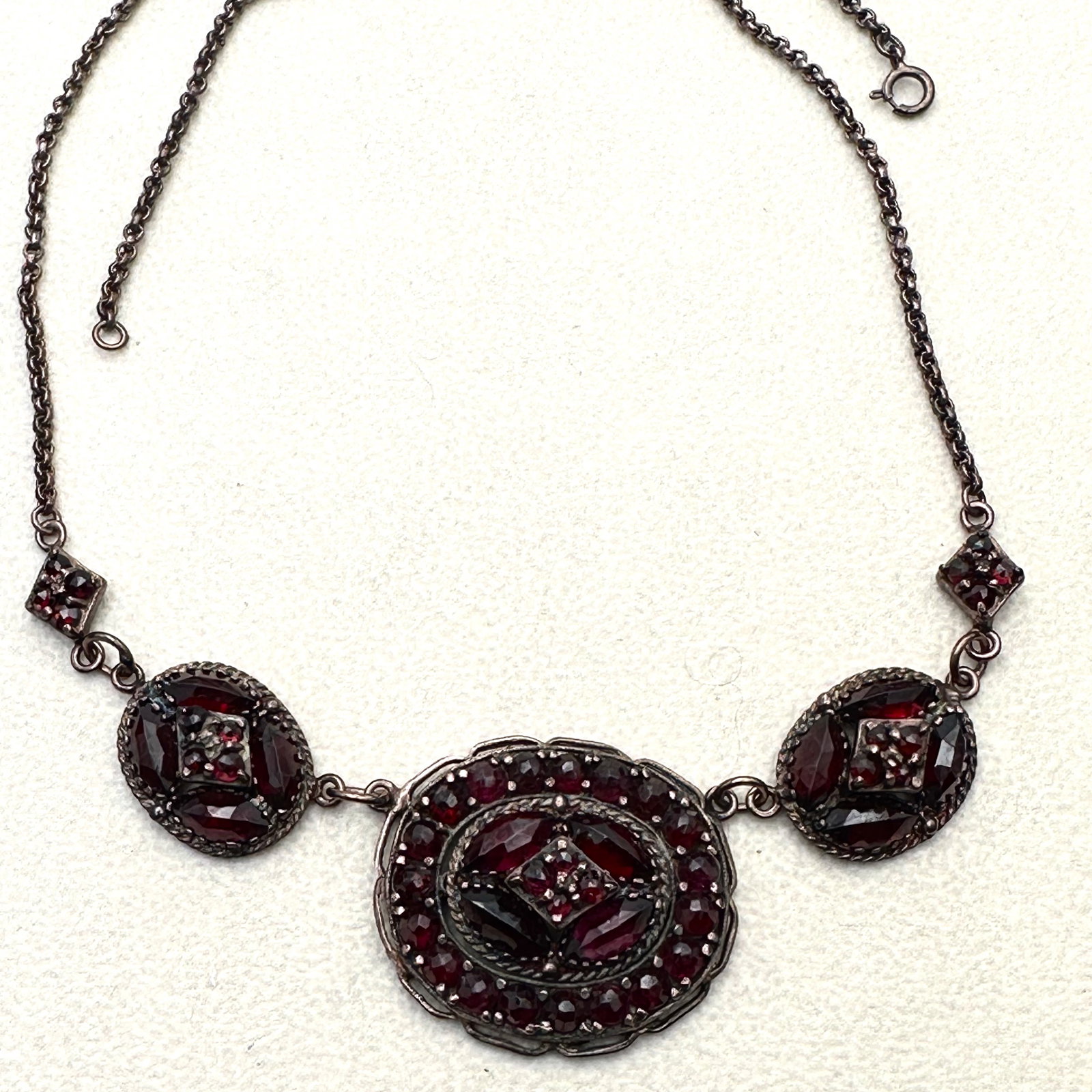 Vintage Bohemian Garnet Necklace 20 Inch Length: Vintage Bohemian Garnet Necklace 20 Inch Length