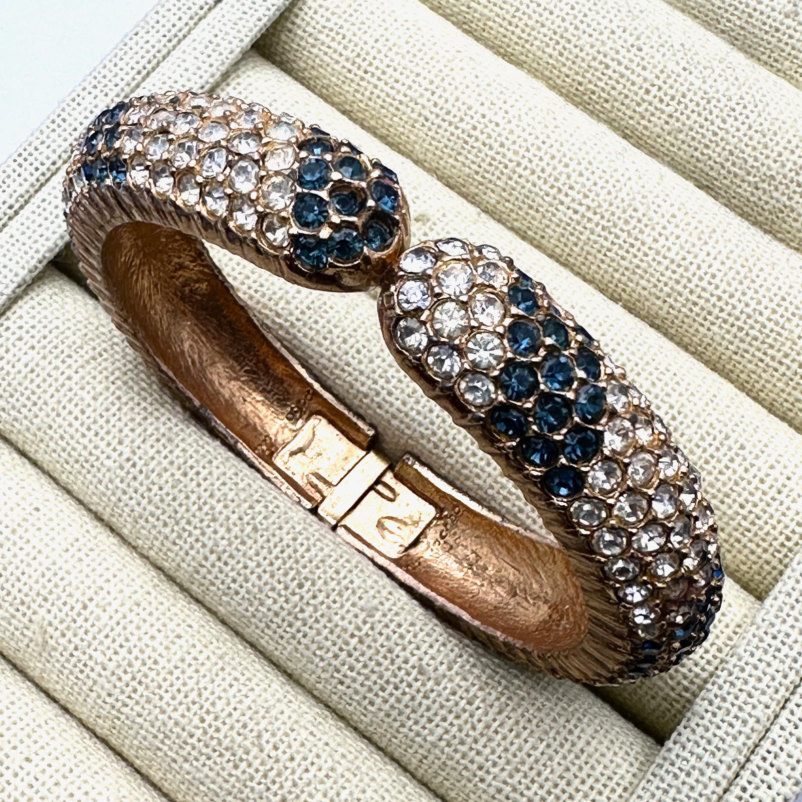 Vintage Blue and Clear Rhinestone Gold Tone Hinged Bangle Bracelet: Vintage Blue and Clear Rhinestone Gold Tone Hinged Bangle Bracelet