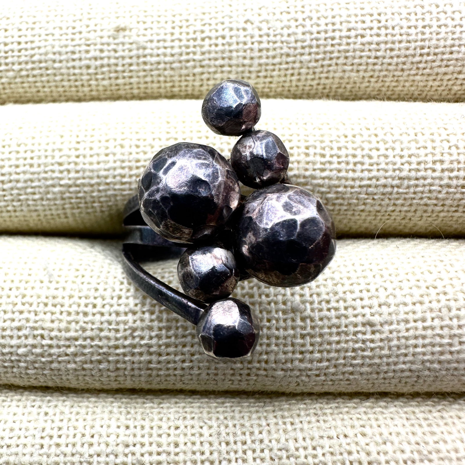 Vintage Mexico Modernist Hammered Sterling Silver Ring Size 9: Vintage Mexico Modernist Hammered Sterling Silver Ring Size 10