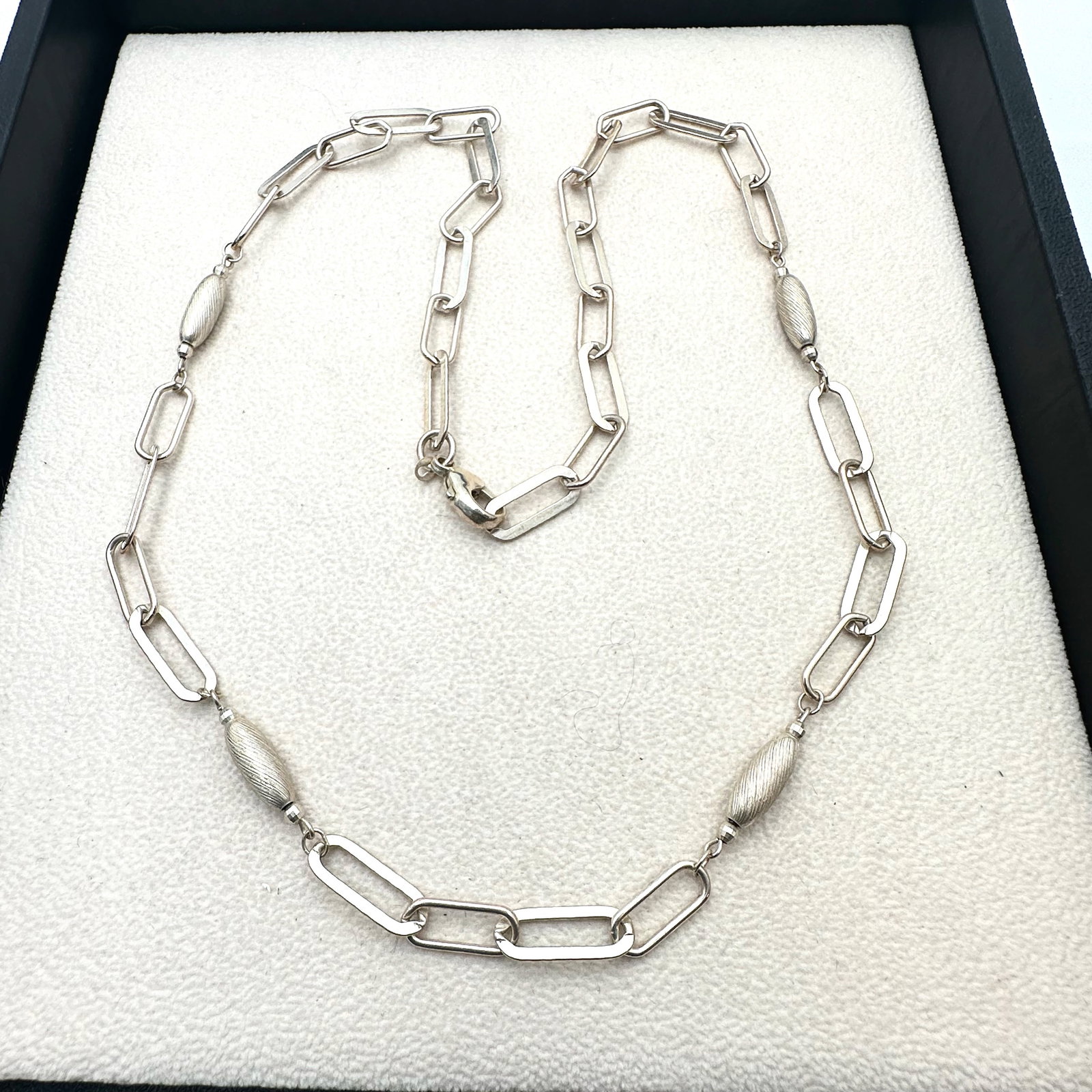 Sterling Silver Diamond Cut Design Bead Necklace 24 Inch Length 21 Grams: Sterling Silver Diamond Cut Design Bead Necklace 24 Inch Length 21 Grams