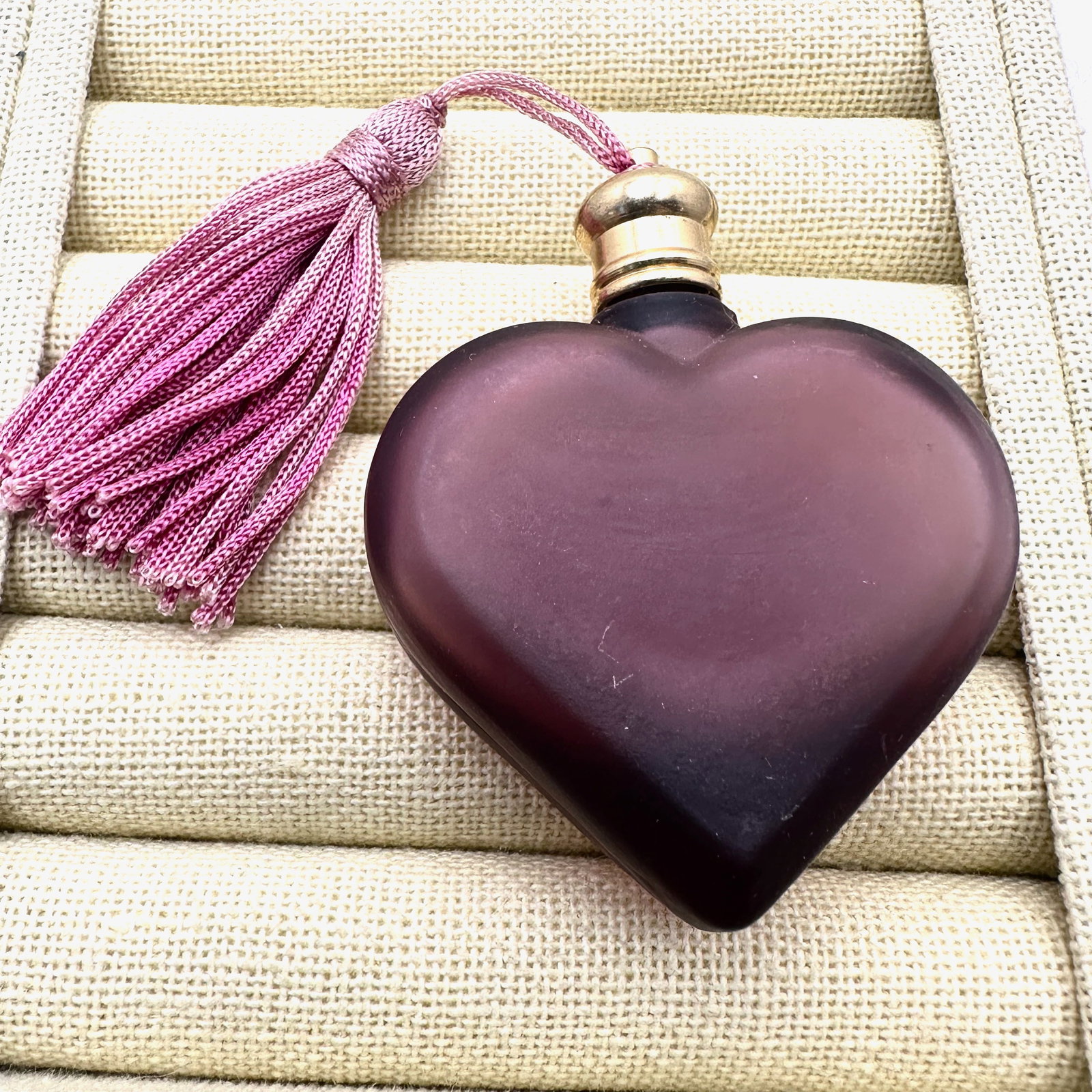 Vintage Purple Glass Perfume Container Heart Shaped 2.5 Inch: Vintage Purple Glass Perfume Container Heart Shaped 2.5 Inch