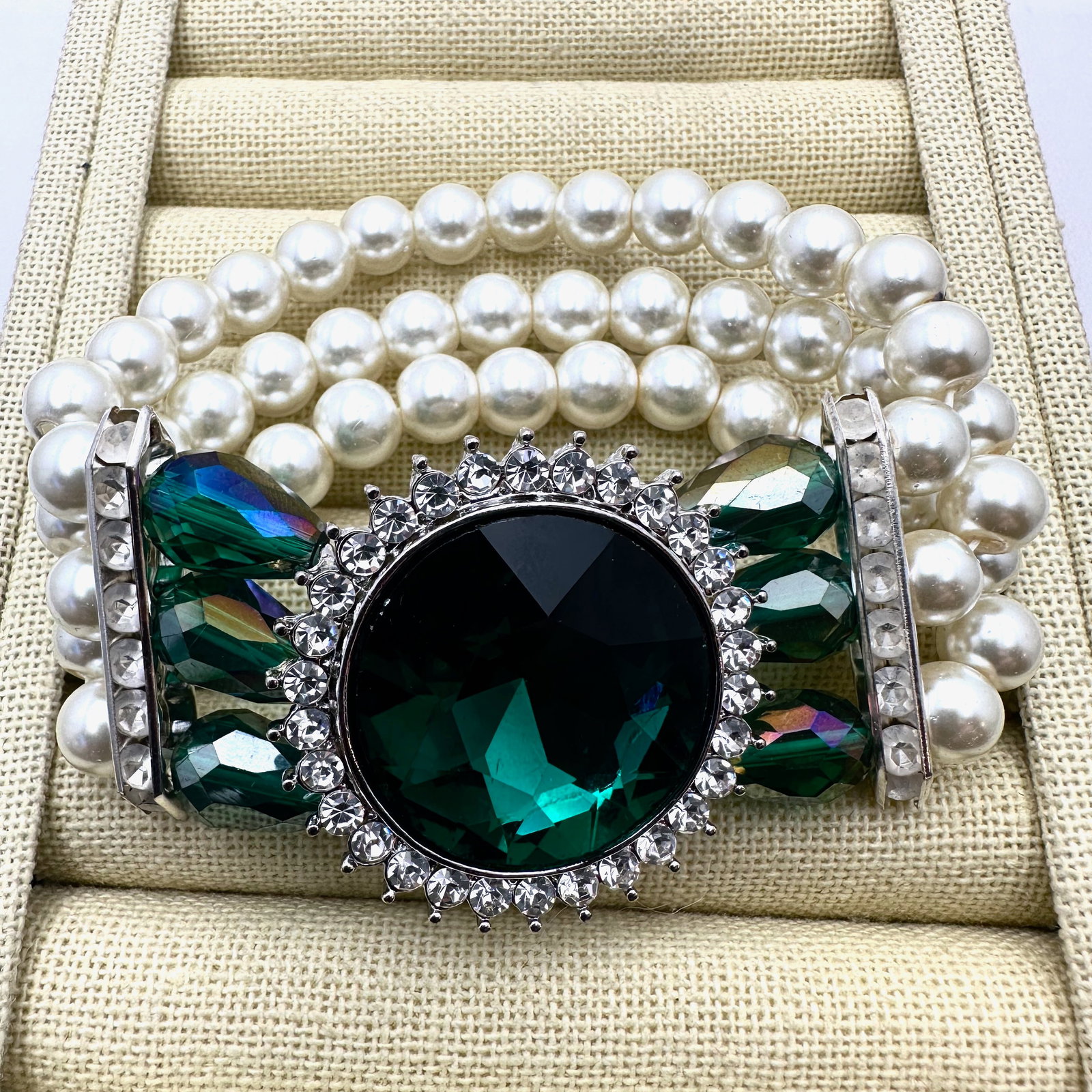 Emerald Green Glass Crystal Three Strand Faux Pearl Bracelet Expandable Size: Emerald Green Glass Crystal Three Strand Faux Pearl Bracelet Expandable Size