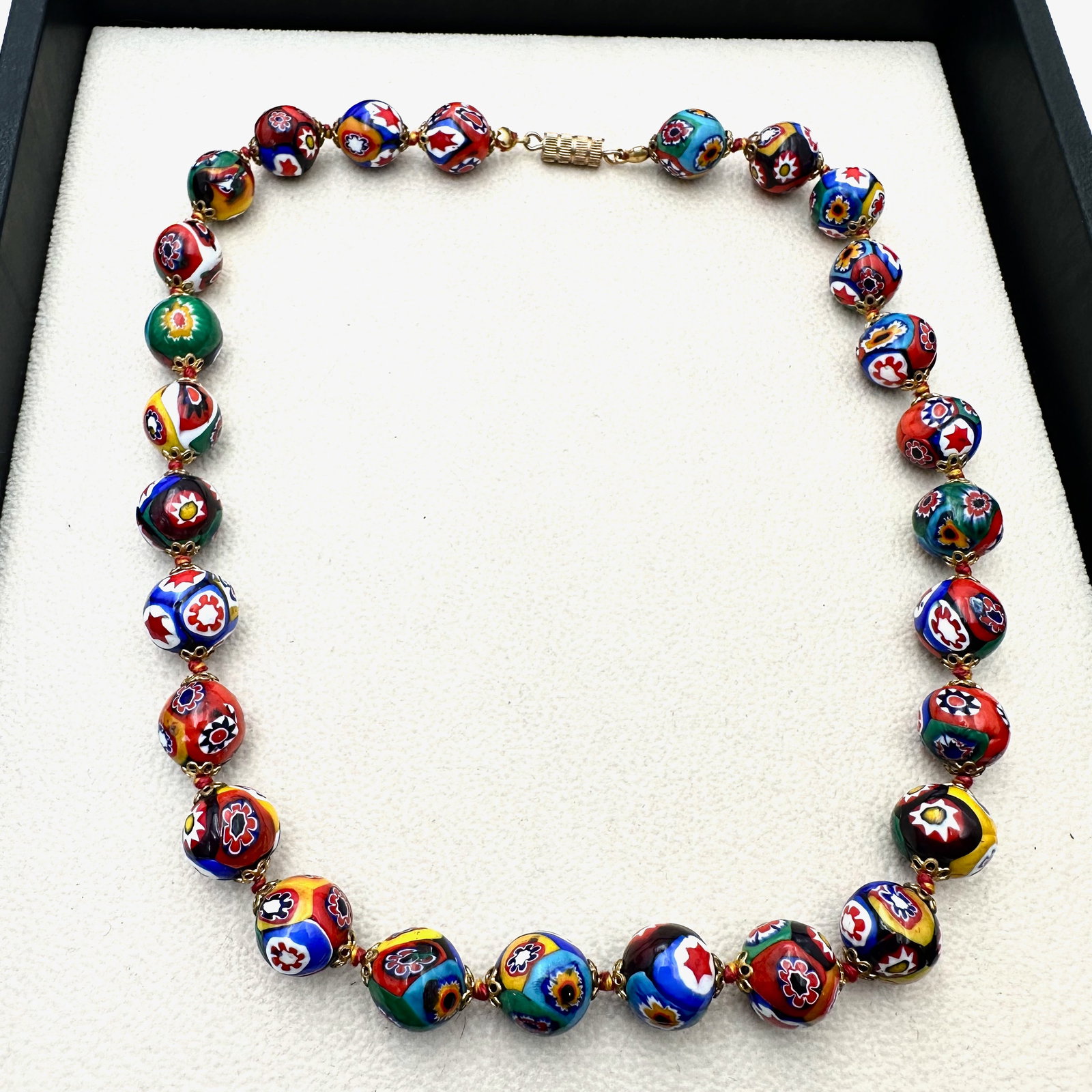 Vintage Italian Millefiori Glass Bead Necklace 17 Inch: Vintage Italian Millefiori Glass Bead Necklace 17 Inch