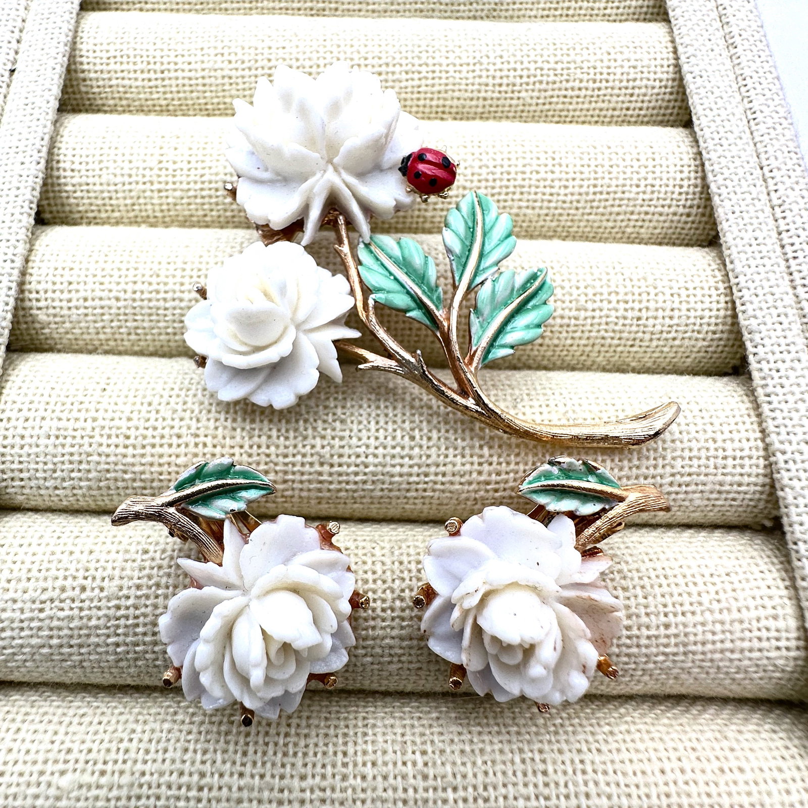 Vintage J.J. White Flower Lady Bug Enamel Brooch Pin and Clip Earrings (1 of 2)
