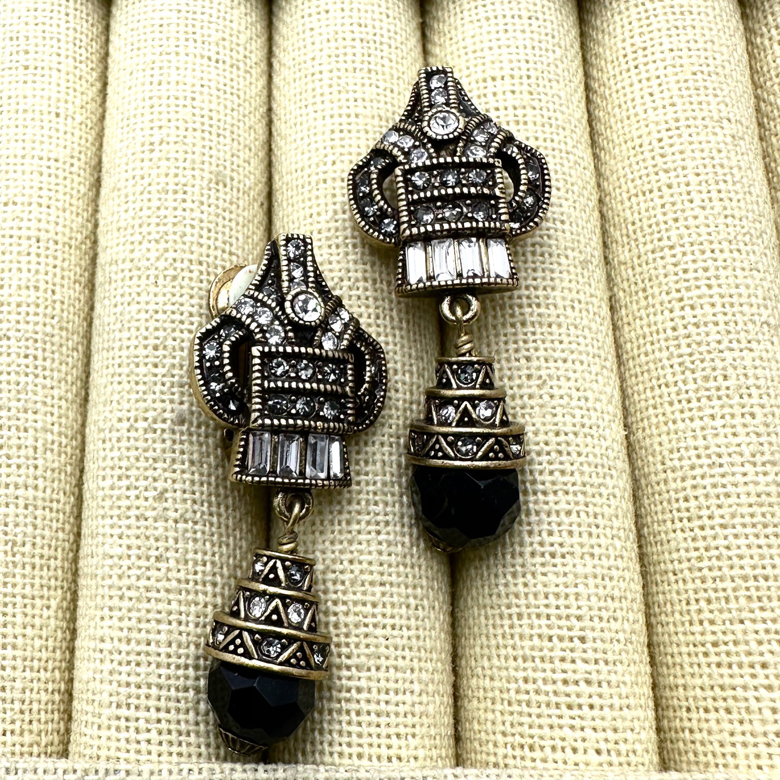 Heidi Daus Crystal Bronze Tone Clip Chandelier Earrings 2 Inch (1 of 2)