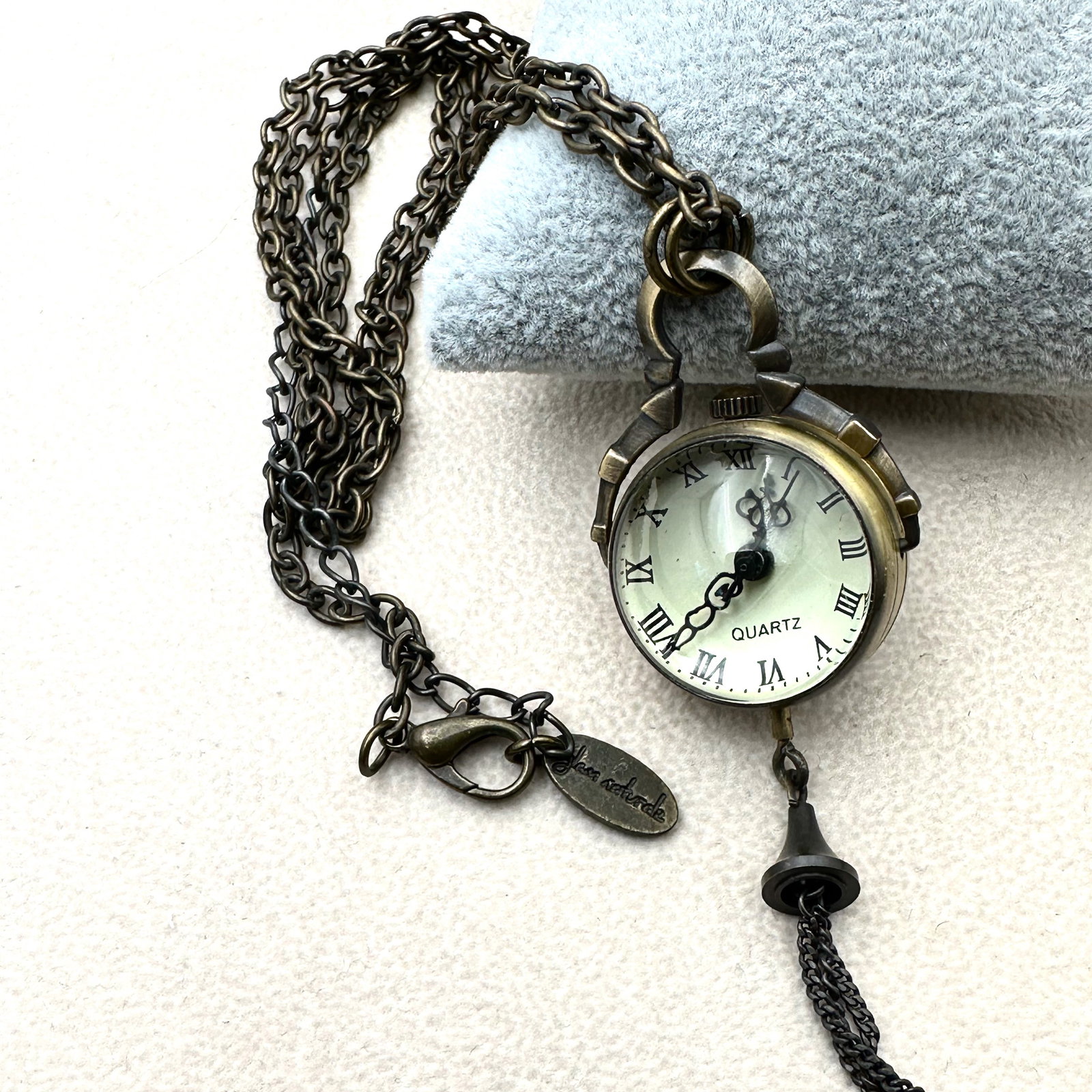 Vintage Skeleton Watch Pendant Necklace Bronze Tone 28 Inch Chain (1 of 3)