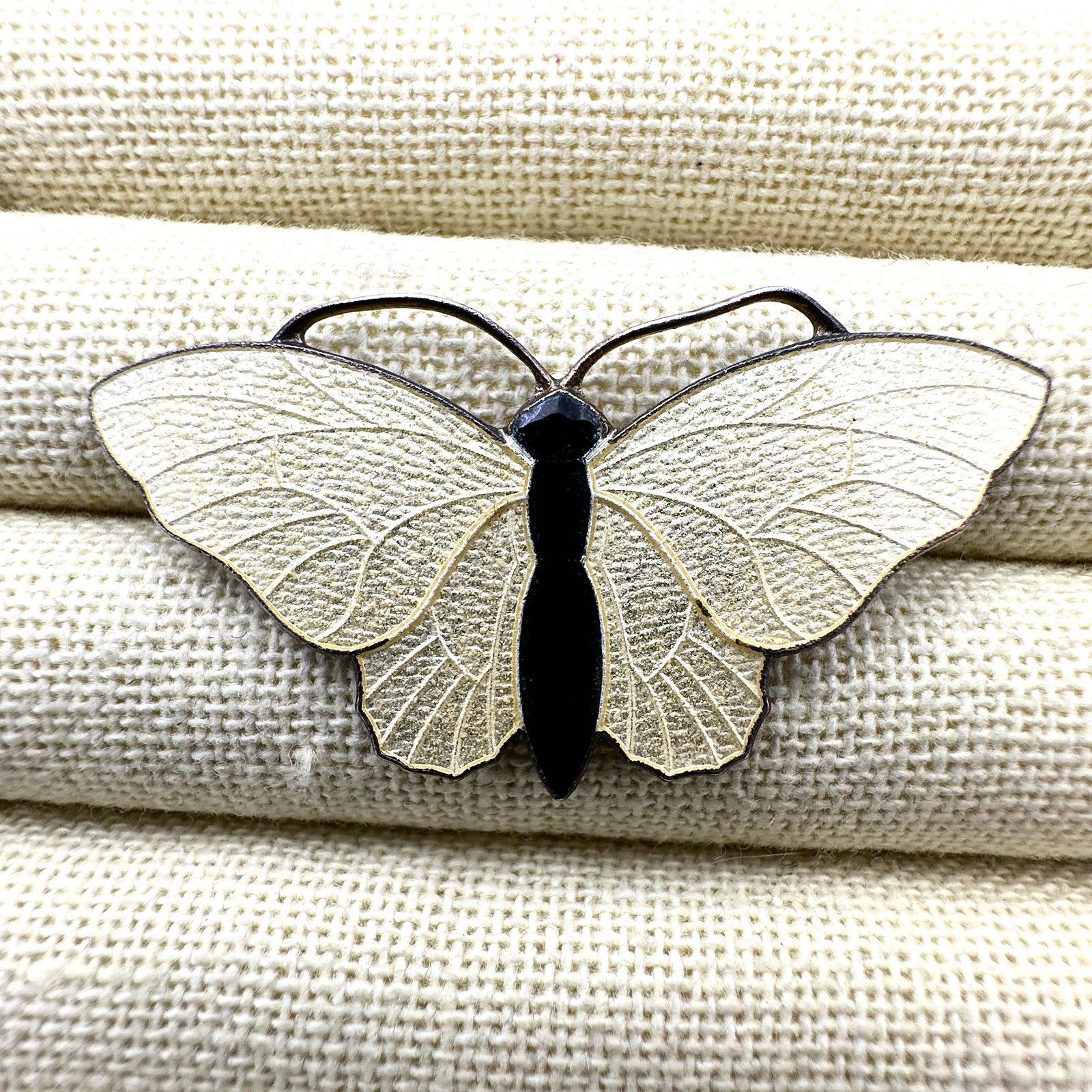 Vintage Yellow Enamel Butterfly Brooch Pin 2 Inch Gold Tone: Vintage Yellow Enamel Butterfly Brooch Pin 2 Inch Gold Tone