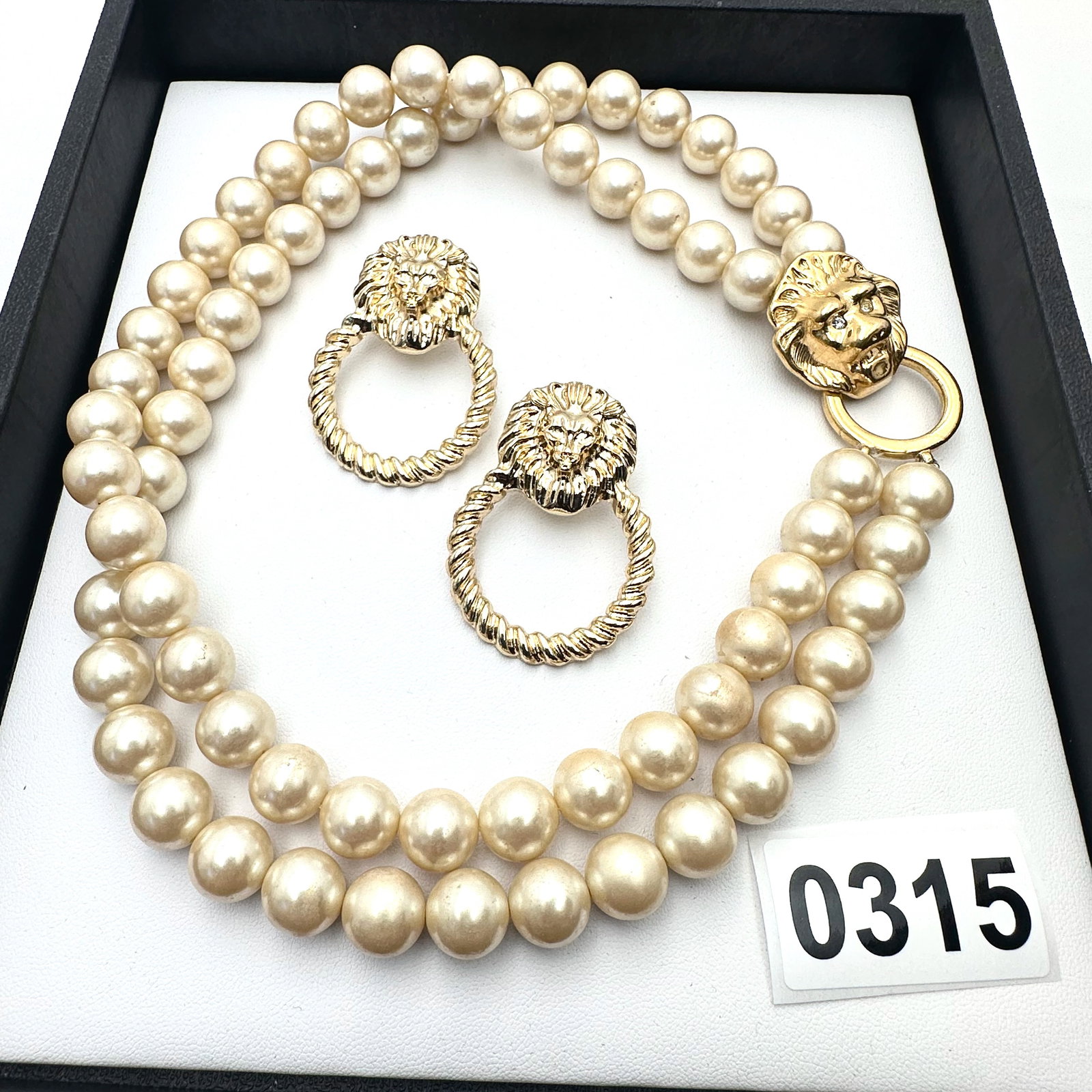 Vintage and Modern Jewelry Group Lot Faux Pearl Gold tone Lion Necklace and Pierced Earrings: Vintage and Modern Jewelry Group Lot Faux Pearl Gold tone Lion Necklace and Pierced Earrings
