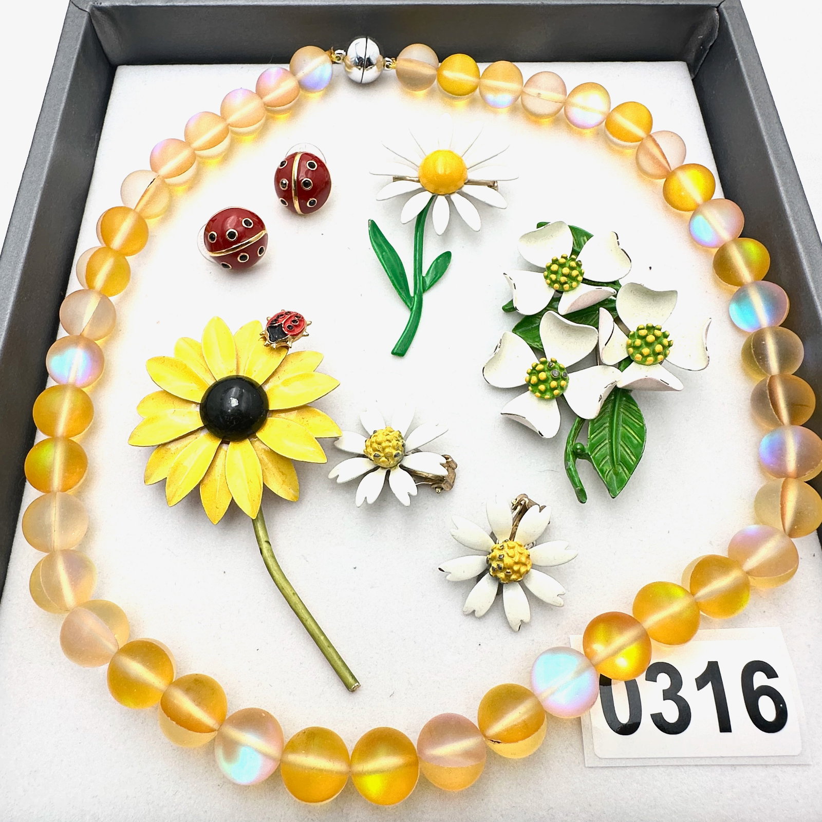 Joan Rivers Lady Bug Earrings Enamel Flower Pins Opalescent Bead Necklace Magnetic Clasp (1 of 2)