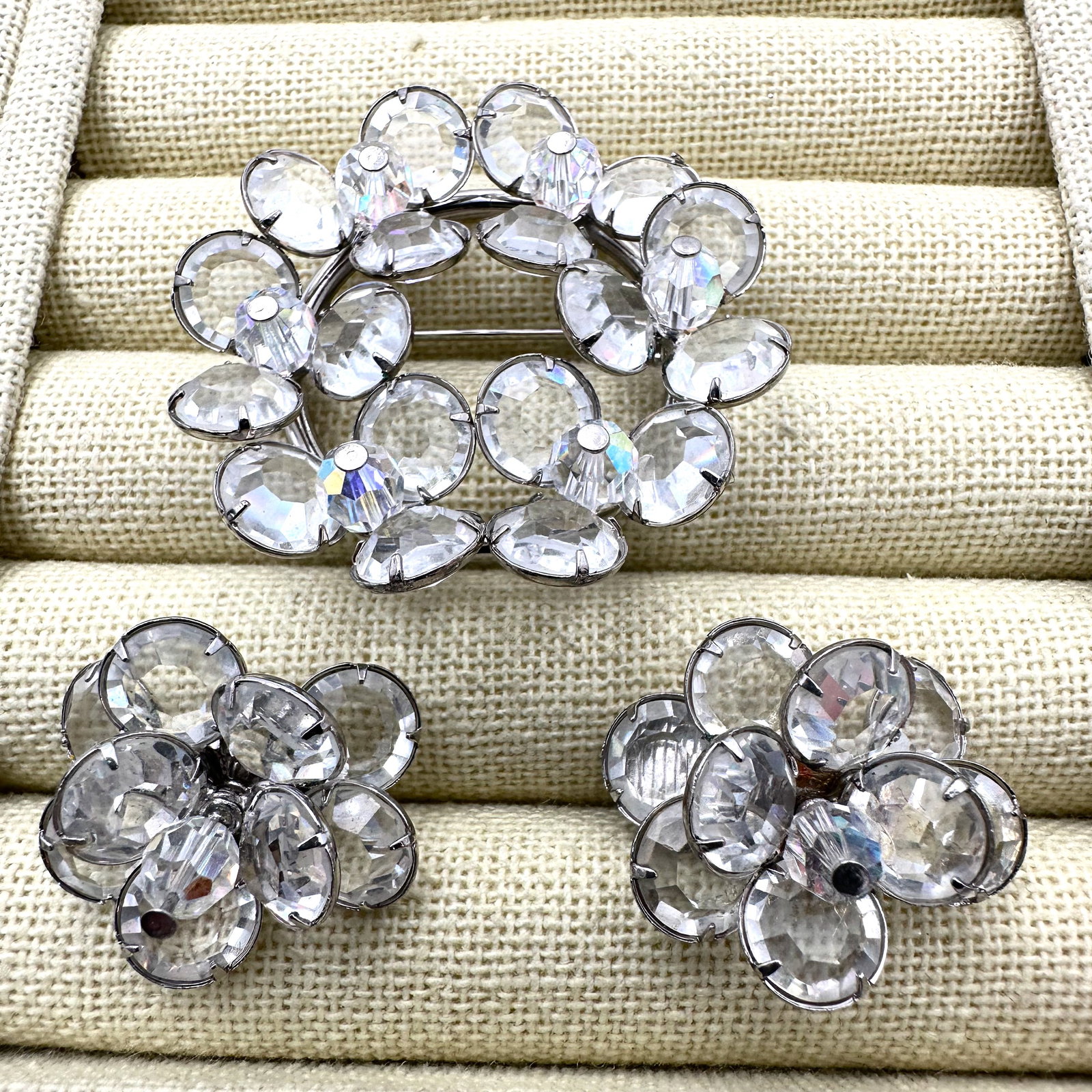 Vintage Clear Bezel Set Crystal Silver Tone Brooch and Clip Earrings Set: Vintage Clear Bezel Set Crystal Silver Tone Brooch and Clip Earrings Set