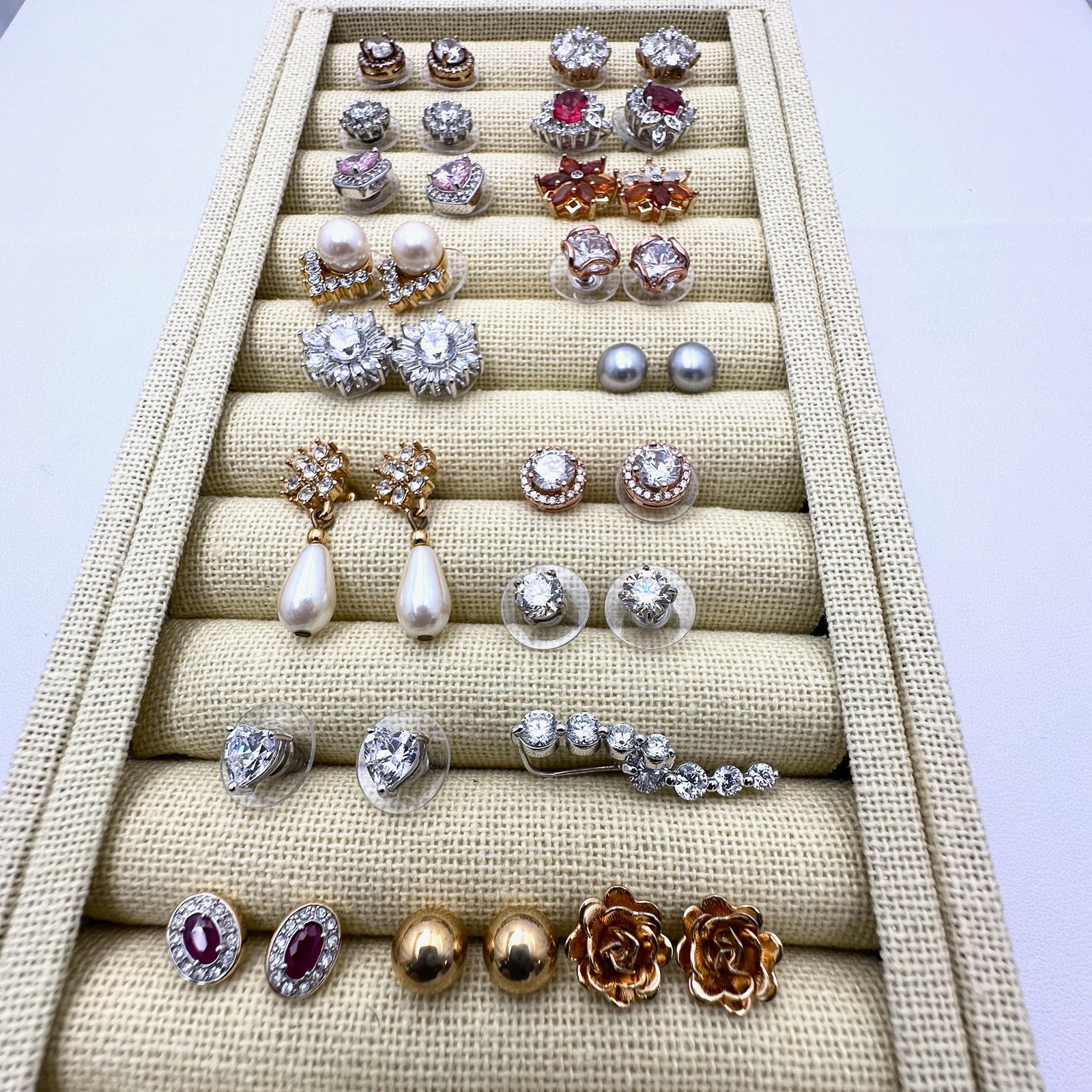 Group Lot of Costume Rings Variety of Sizes Gemstones Cubic Zirconia's Bands and More (1 of 2)