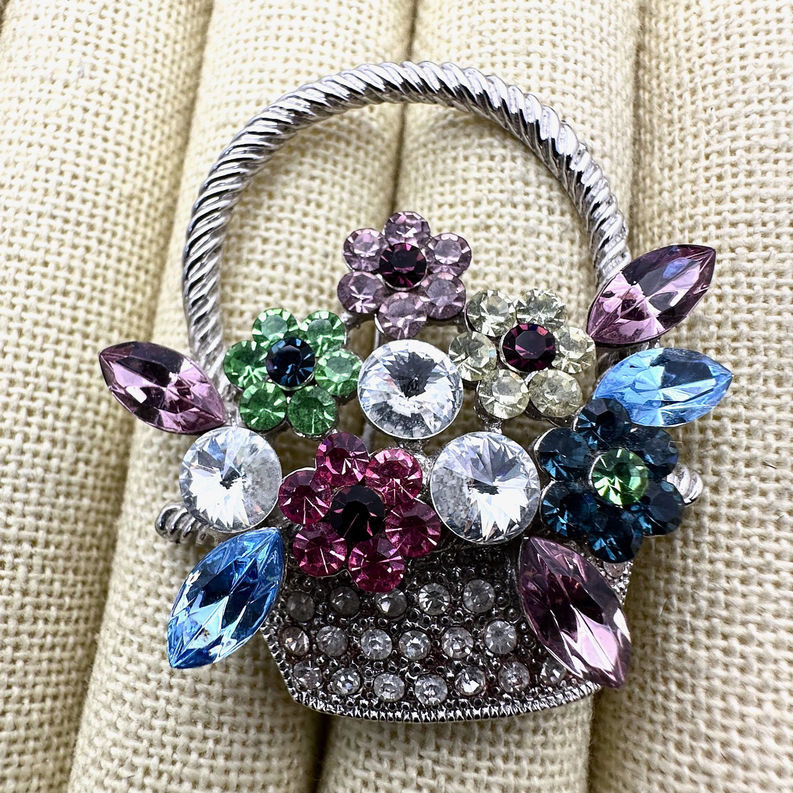 Multicolor Crystal Flower Basket Silver Tone Brooch Pin 2 Inch (1 of 2)