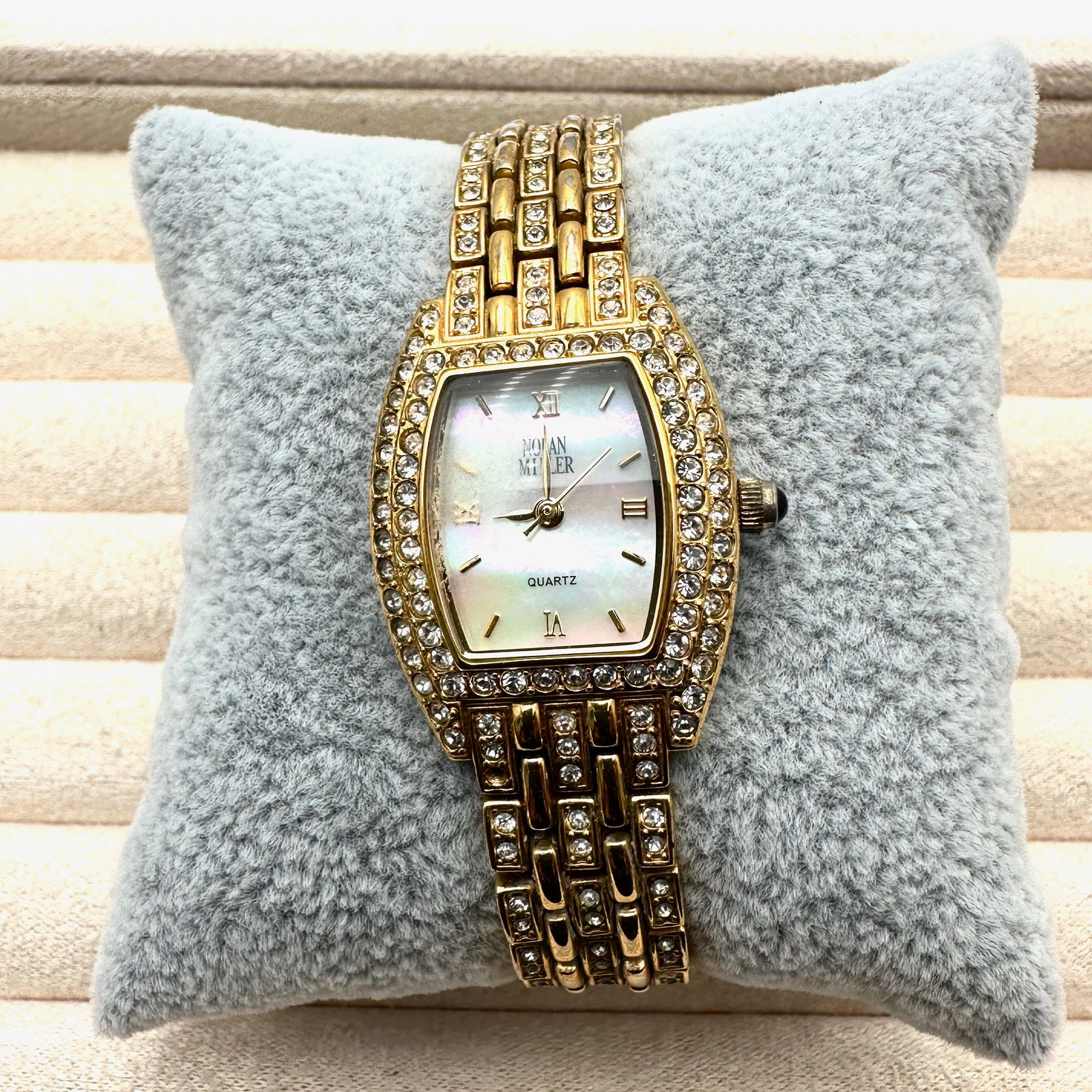 Vintage Nolan Miller Crystal Gold Tone Watch 6.75 Inch Will Need Battery Appears Unworn Condition: Vintage Nolan Miller Crystal Gold Tone Watch 6.75 Inch Will Need Battery Appears Unworn Condition
