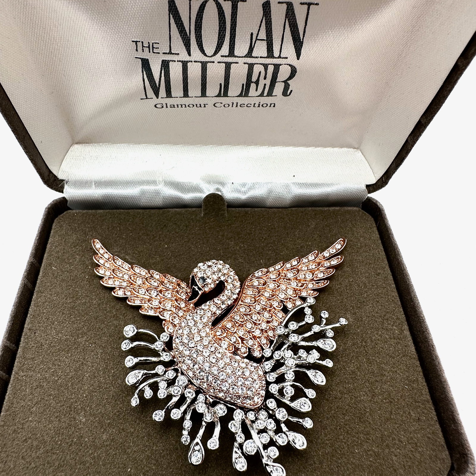 Vintage Nolan Miller Crystal Swan Brooch Pin In Original Box (1 of 2)
