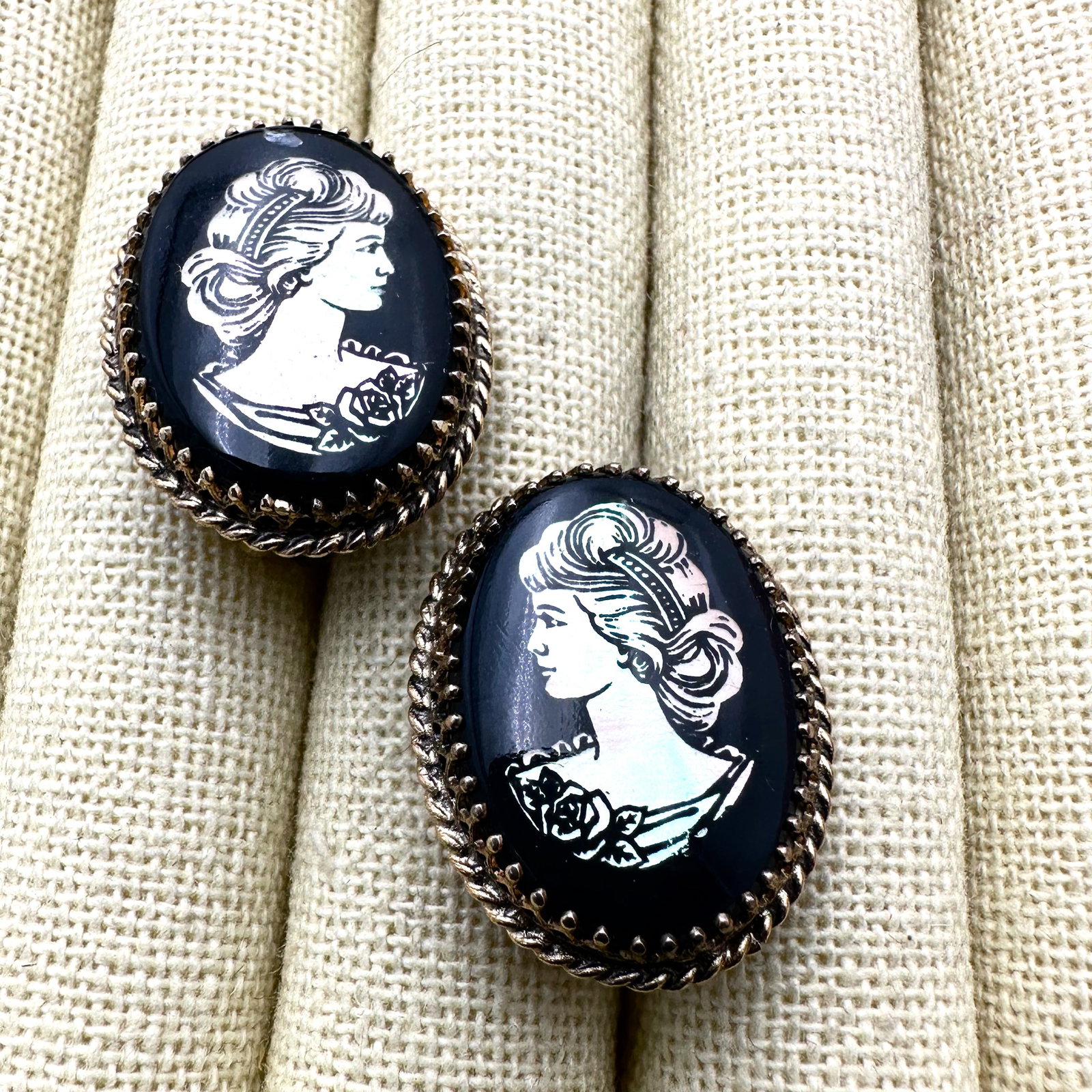 Vintage Whiting and Davis Glass Cameo Portrait Gold Tone Clip Earrings (1 of 2)