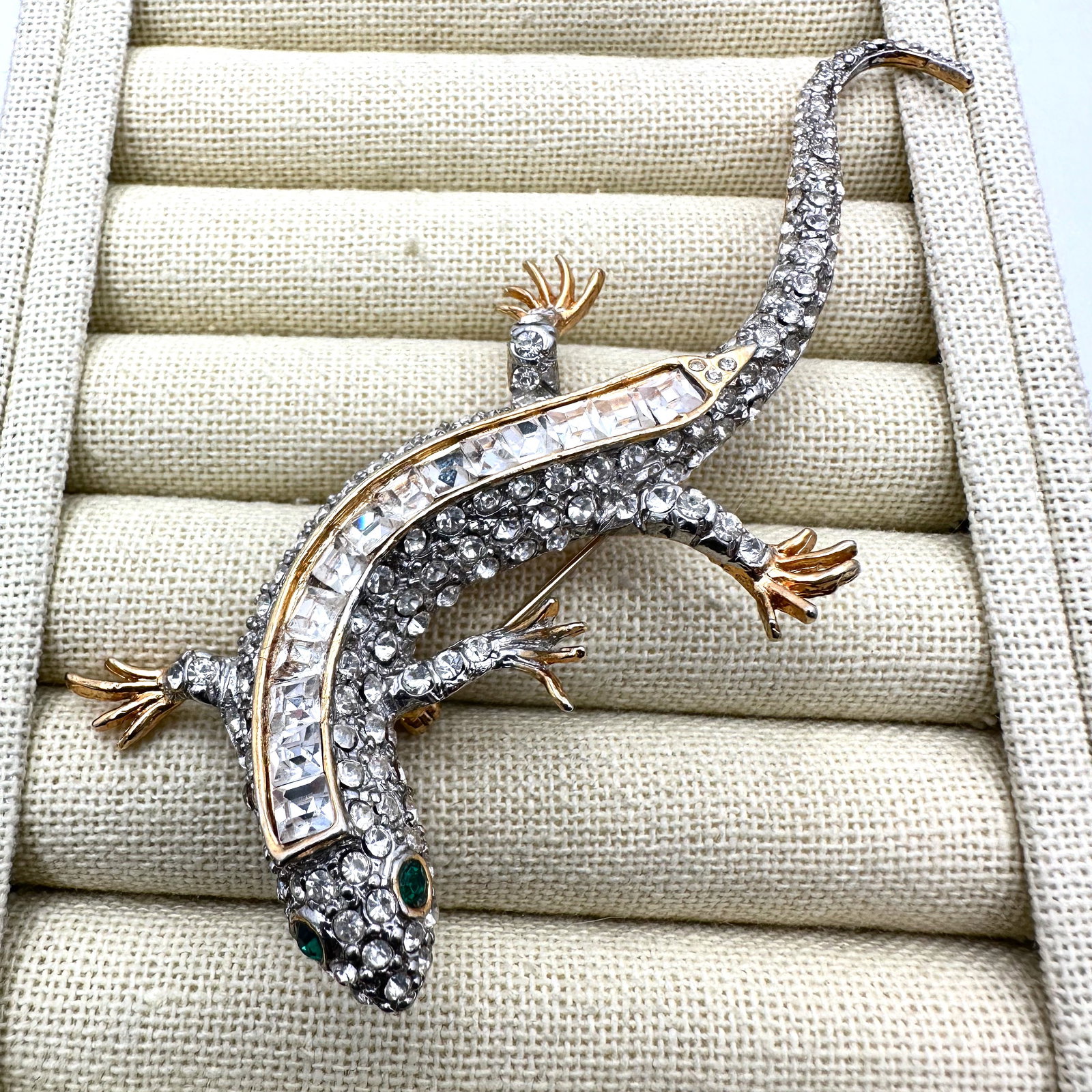 Vintage Crystal Salamander Lizard Gold Tone Brooch Pin 4 Inch (1 of 2)