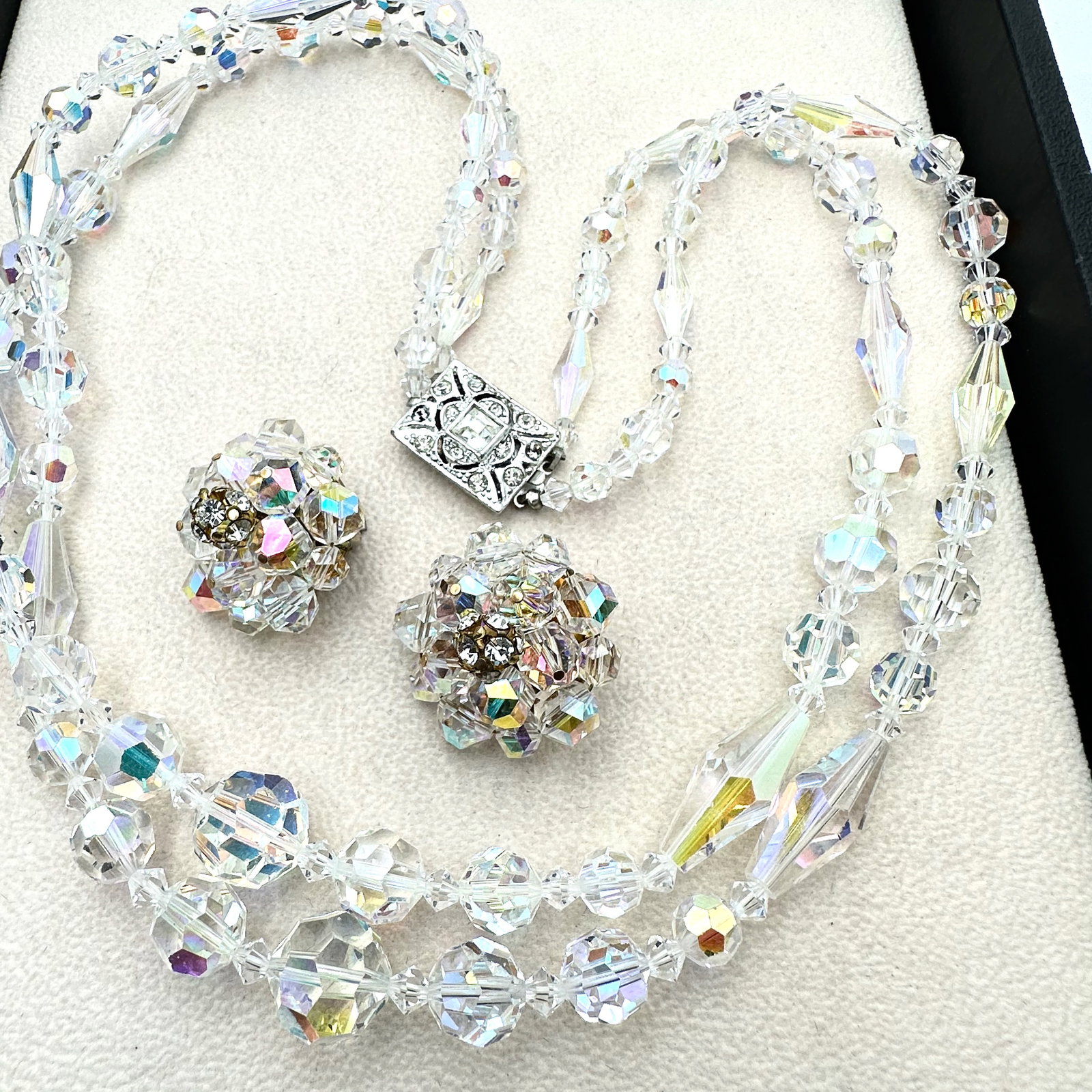 Vintage Laguna Aurora Borealis Crystal 22 Inch Necklace and Clip Earrings: Vintage Laguna Aurora Borealis Crystal 22 Inch Necklace and Clip Earrings
