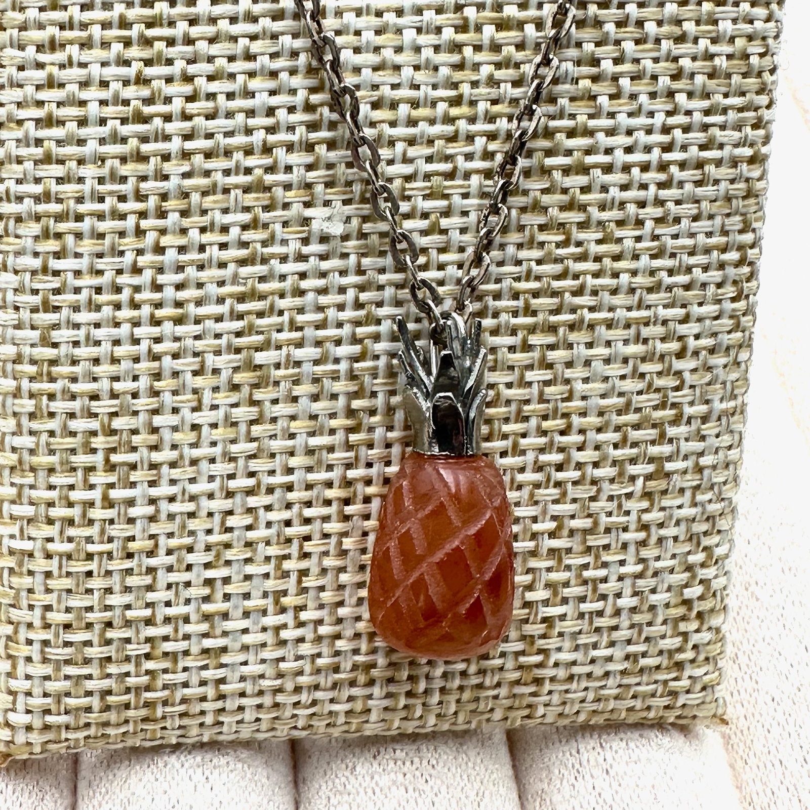 Vintage Carved Carnelian Pineapple Pendant Sterling Silver Necklace 16 Inch Chain: Vintage Carved Carnelian Pineapple Pendant Sterling Silver Necklace 16 Inch Chain
