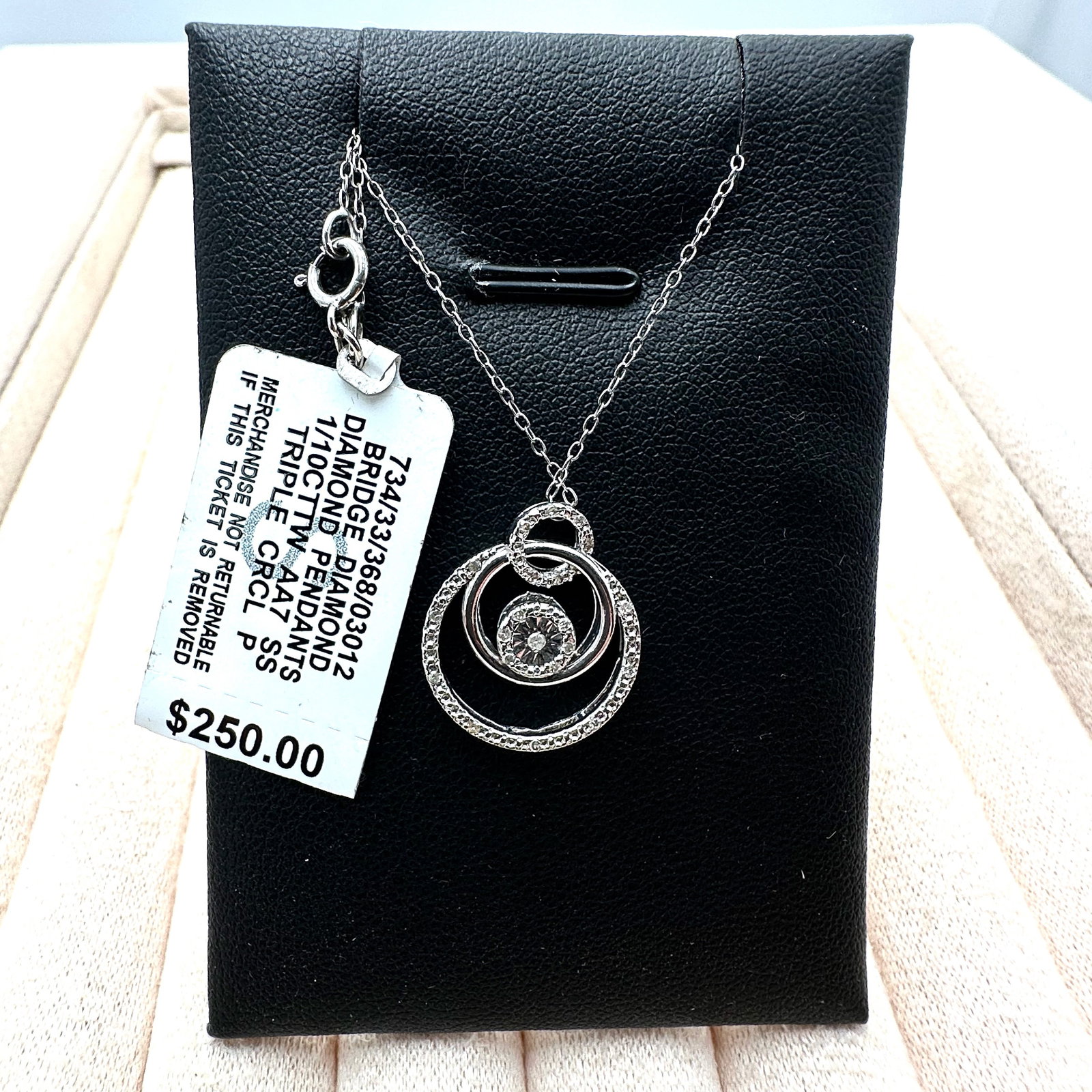 Diamond Pendant Necklace 16 Inch Chain Original Tag Attached: Diamond Pendant Necklace 16 Inch Chain Original Tag Attached