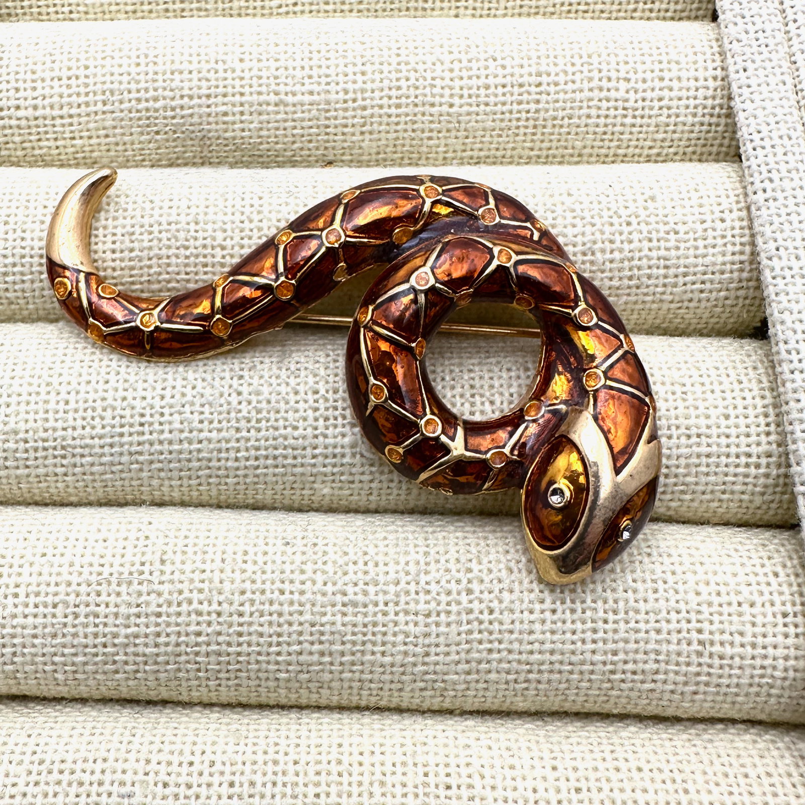 Vintage Amber Colored Enamel Gold Tone Snake Brooch Pin 2.5 Inch: Vintage Amber Colored Enamel Gold Tone Snake Brooch Pin 2.5 Inch