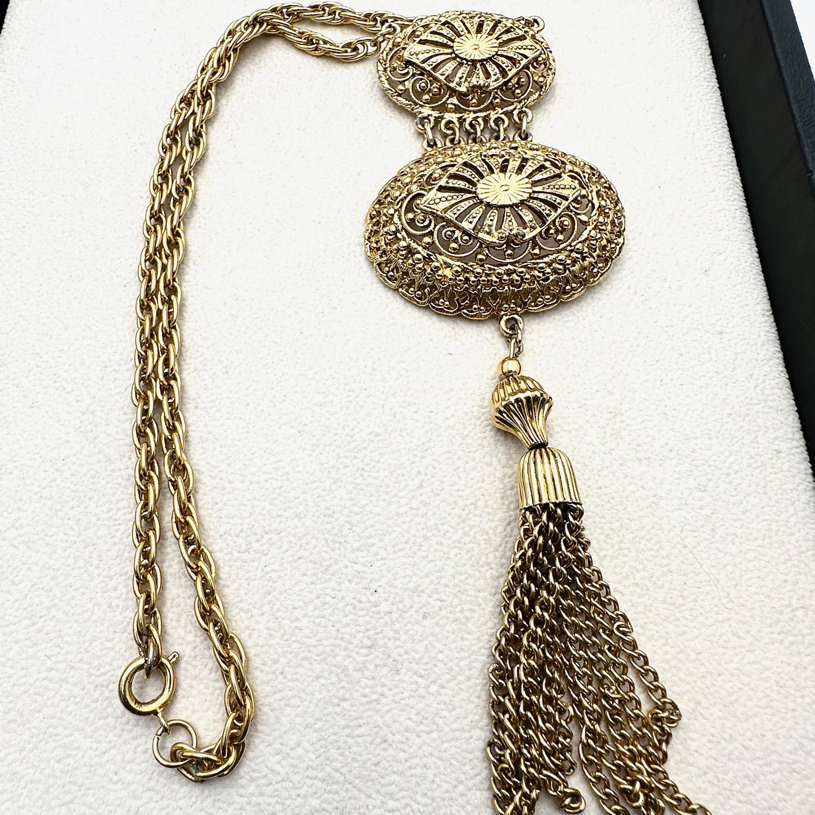 Vintage Etruscan Revival Gold Tone Pendant necklace 18 Inch Wearable Length 6 Inch Pendant Drop: Vintage Etruscan Revival Gold Tone Pendant necklace 18 Inch Wearable Length 6 Inch Pendant Drop
