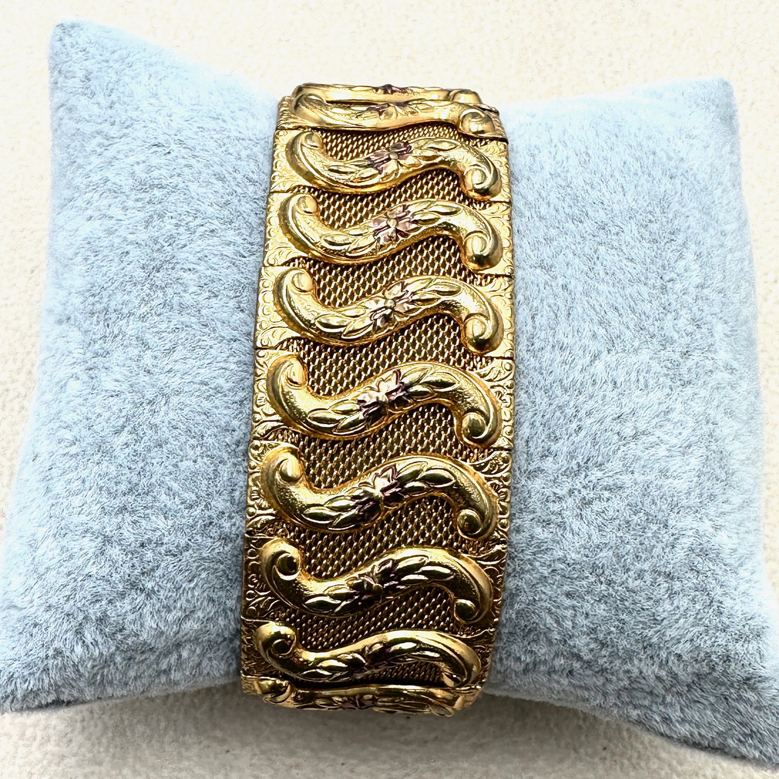 Antique Gold Plated Mesh Bracelet 6.75 Inch: Antique Gold Plated Mesh Bracelet 6.75 Inch
