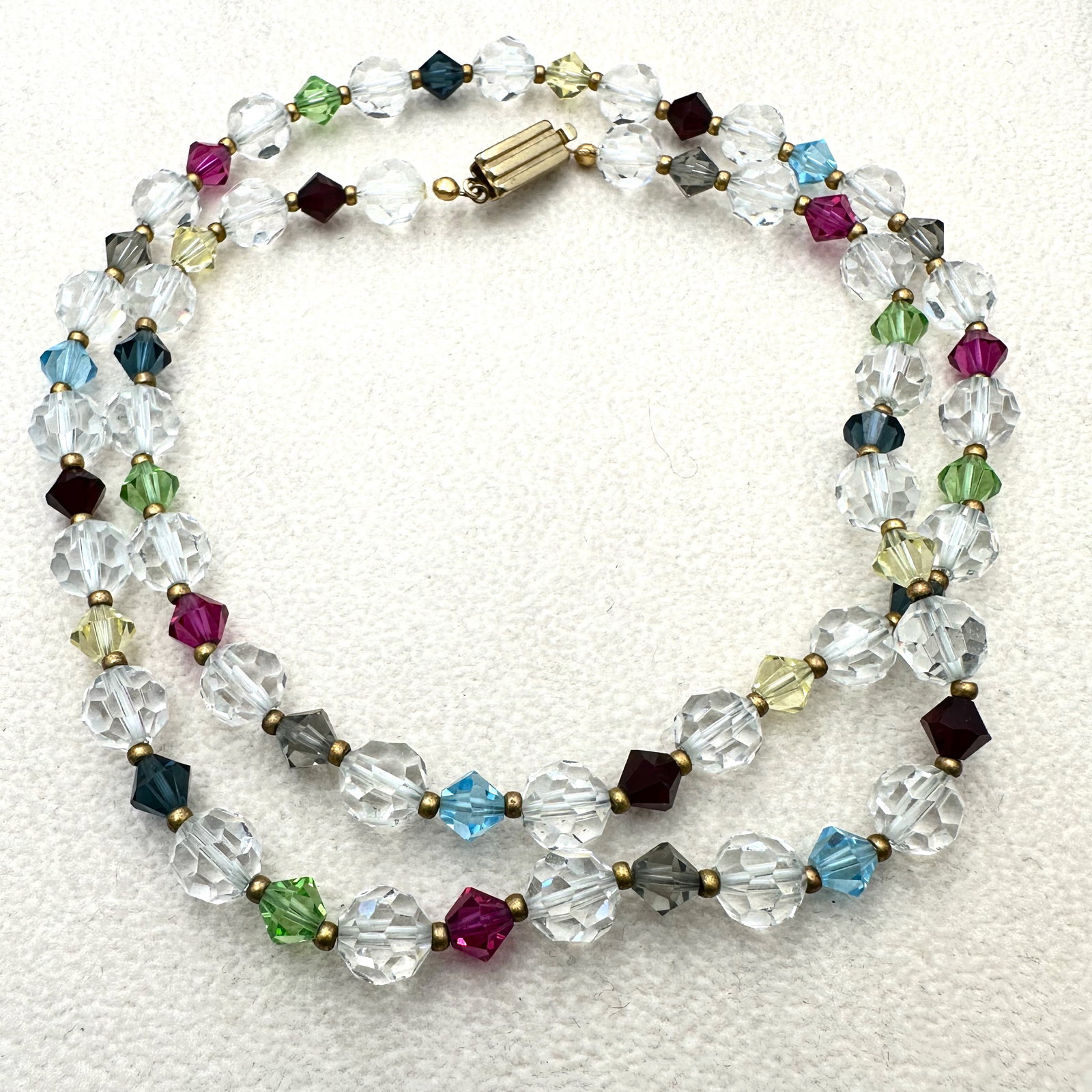 Vintage Multicolor Crystal 22 Inch Necklace: Vintage Multicolor Crystal 22 Inch Necklace