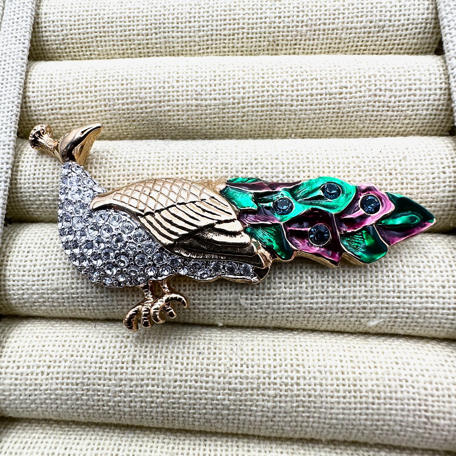 Vintage Crystal and Enamel Gold Tone Peacock Bird Brooch Pin 2.5 Inch: Vintage Crystal and Enamel Gold Tone Peacock Bird Brooch Pin 2.5 Inch