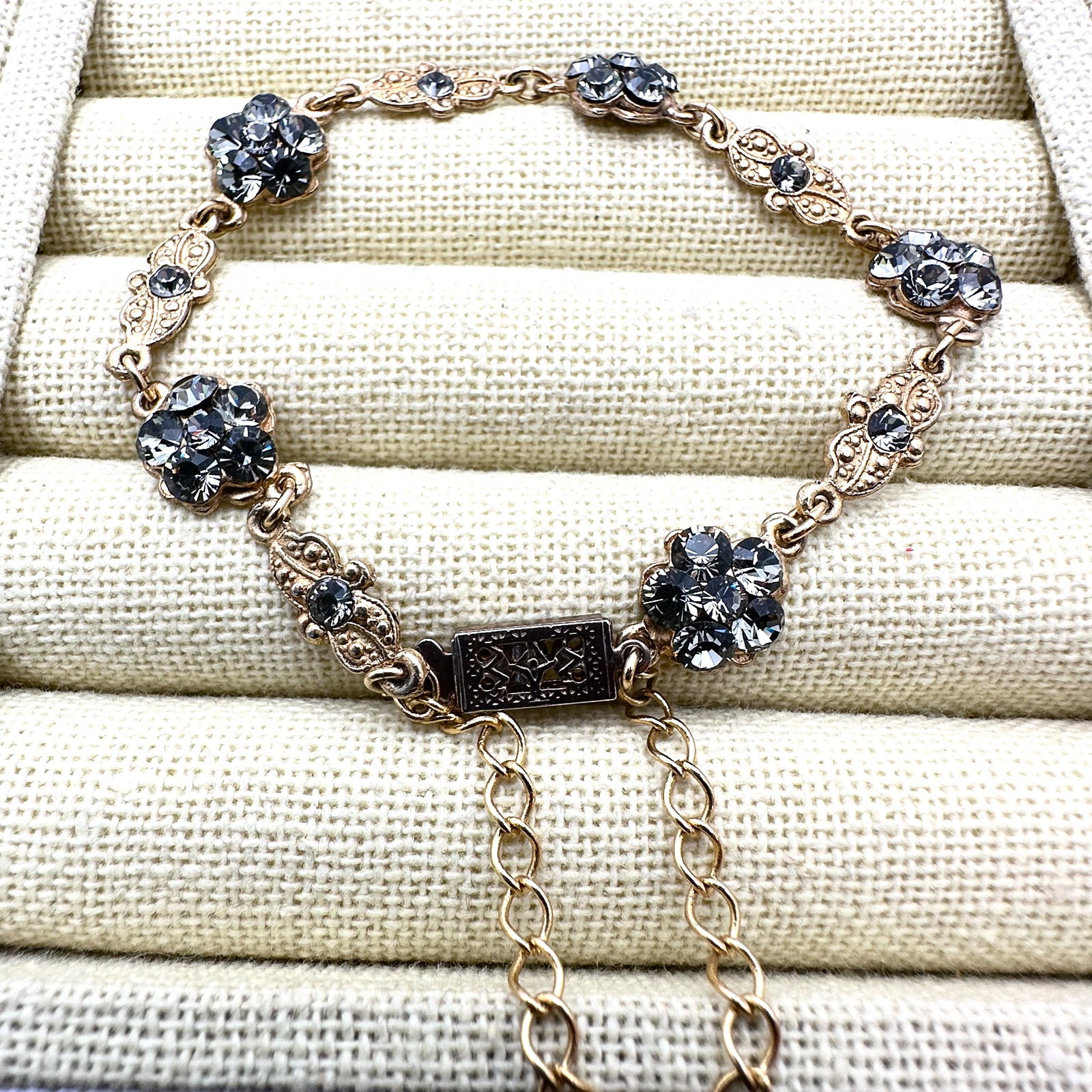 Vintage Antiqued Gold Tone Grey Crystal Bracelet 7 Inch: Vintage Antiqued Gold Tone Grey Crystal Bracelet 7 Inch
