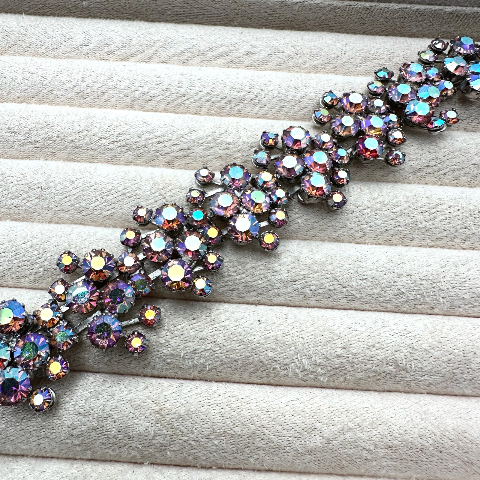 Vintage Weiss Pink Aurora Borealis Glass Rhinestone Silver Tone Bracelet. 7 Inch (1 of 3)