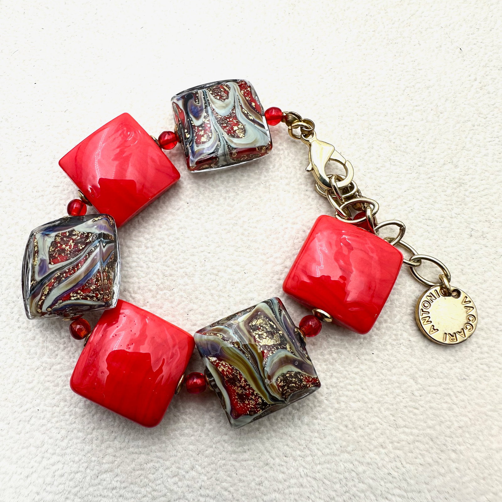 Italian Antonio Vacarri Murano Glass Bead Gold Tone Bracelet 8 Inch: Italian Antonio Vacarri Murano Glass Bead Gold Tone Bracelet 8 Inch