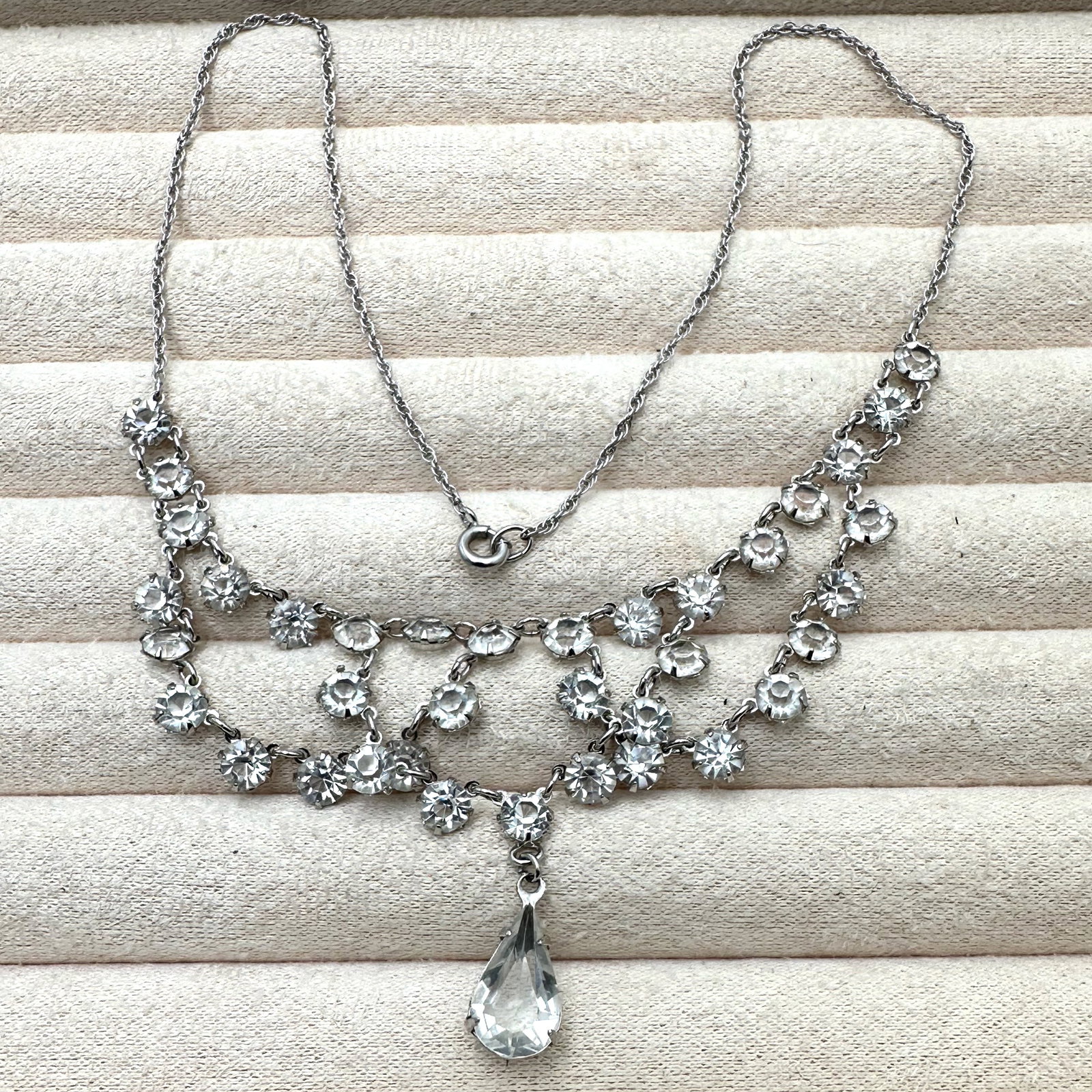 Vintage White Gold Filled Bezel Set Crystal Necklace 16 Inch: Vintage White Gold Filled Bezel Set Crystal Necklace 16 Inch