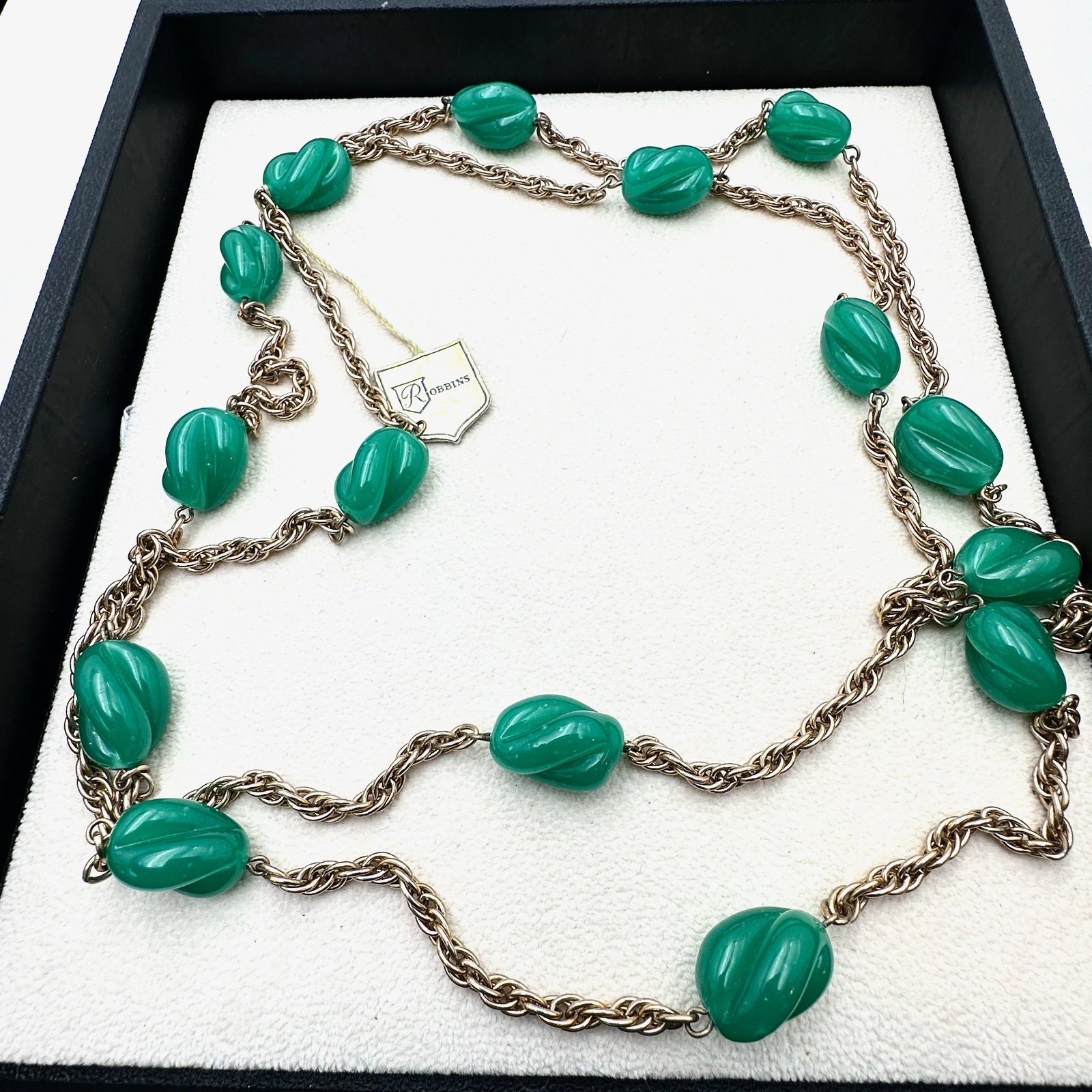 Vintage Robbins Hang Tag Attached Green Art Glass Bead Station Gold Tone Necklace 48 Inch (1 of 2)