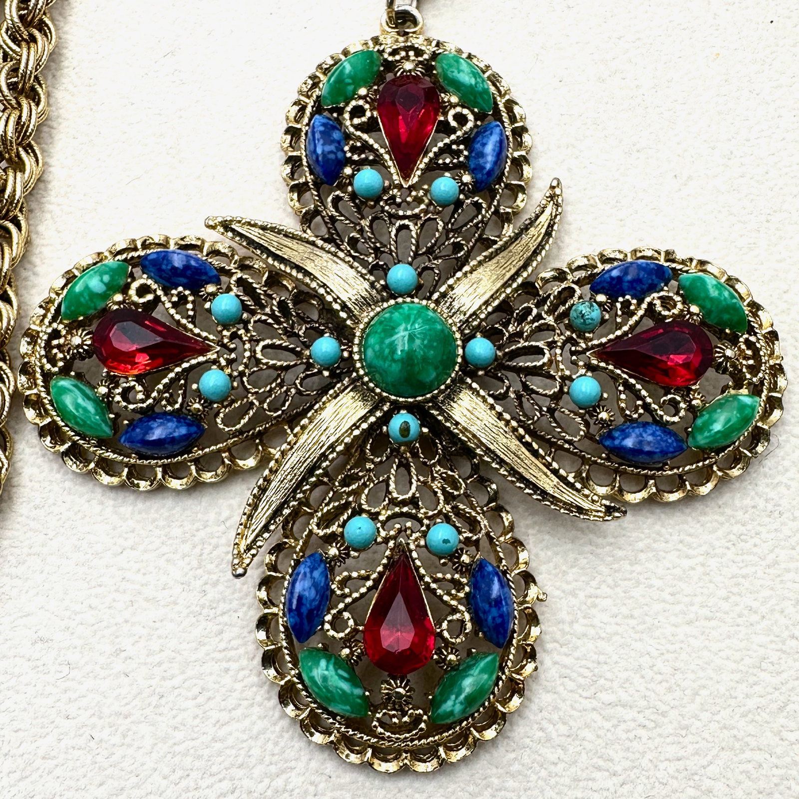 Vintage Unsigned Huge 4 Inch Peking Glass Jewel Tone Stones Maltese Cross Gold Tone Necklace 26 Inch (1 of 3)